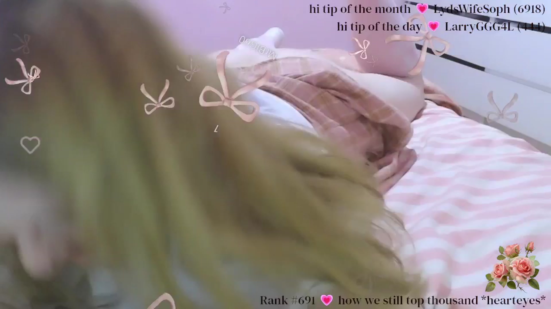 Gallery image thumbnail from PetiteAllegro's myfreecams stream on, 06/24/2025, 23:43 image 19 of 20