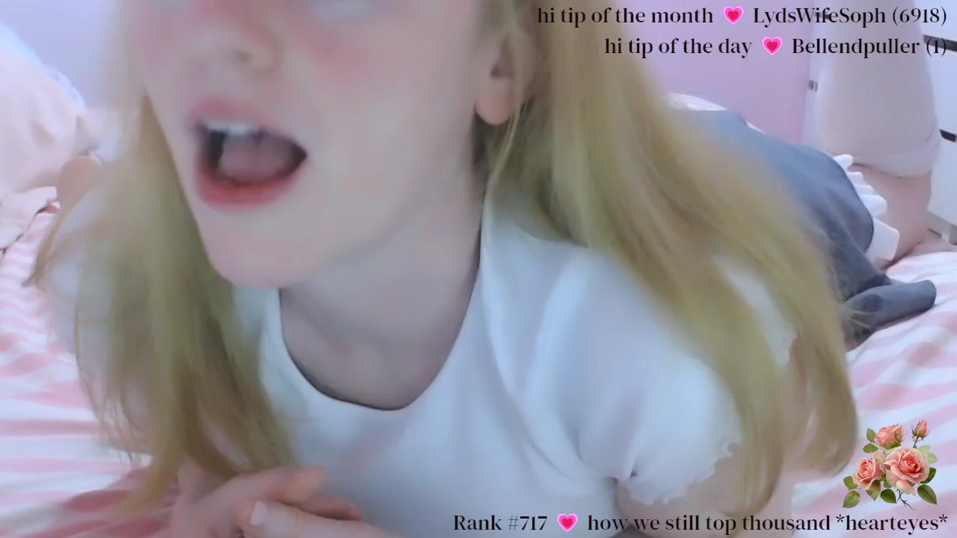 Gallery image thumbnail from PetiteAllegro's myfreecams stream on, 06/25/2025, 22:02 image 1 of 20