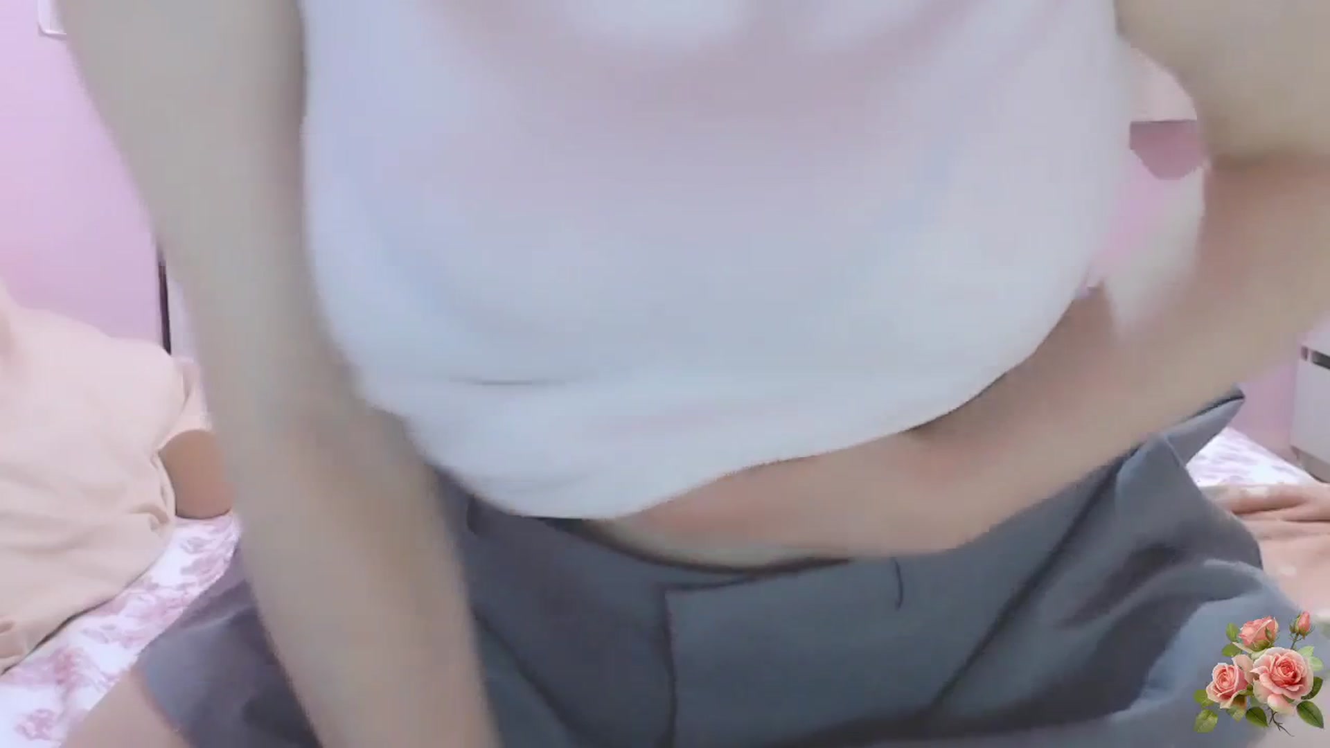 Gallery image thumbnail from PetiteAllegro's myfreecams stream on, 07/04/2025, 22:18 image 16 of 20