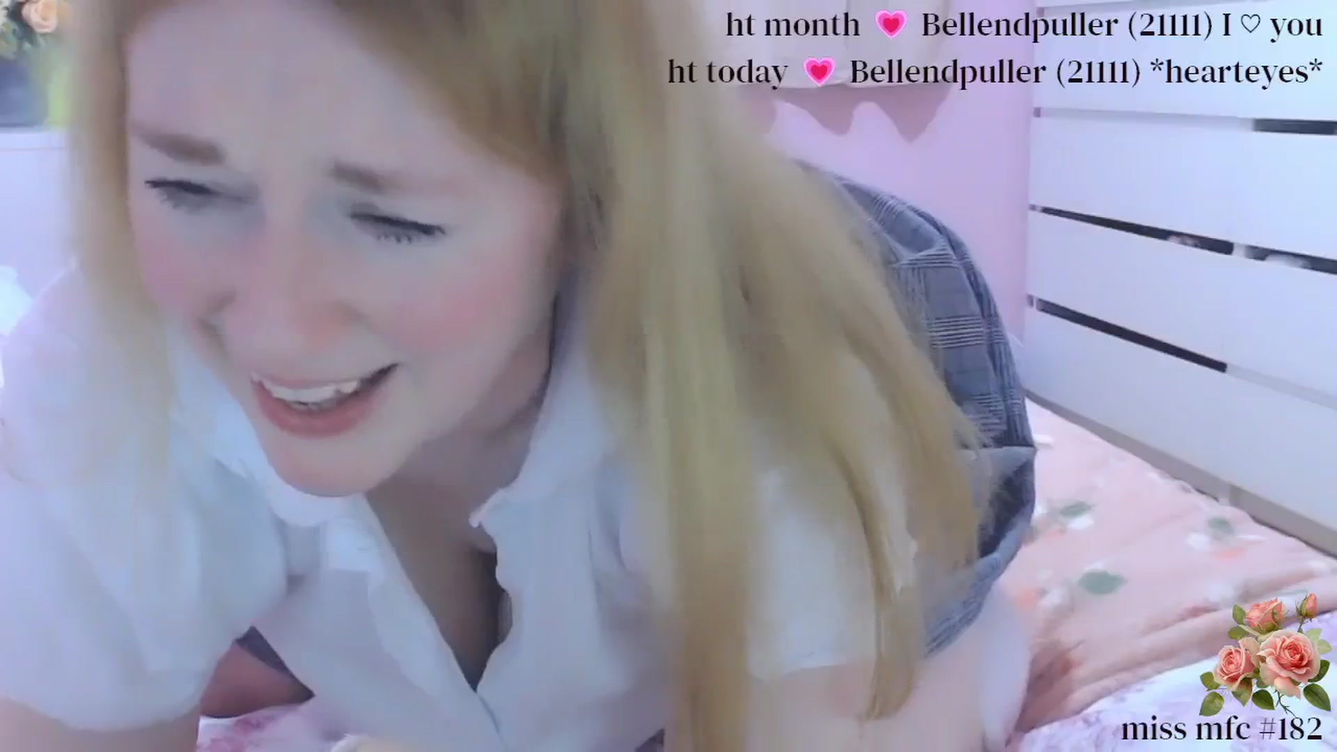 Gallery image thumbnail from PetiteAllegro's myfreecams stream on, 07/08/2025, 23:25 image 12 of 20