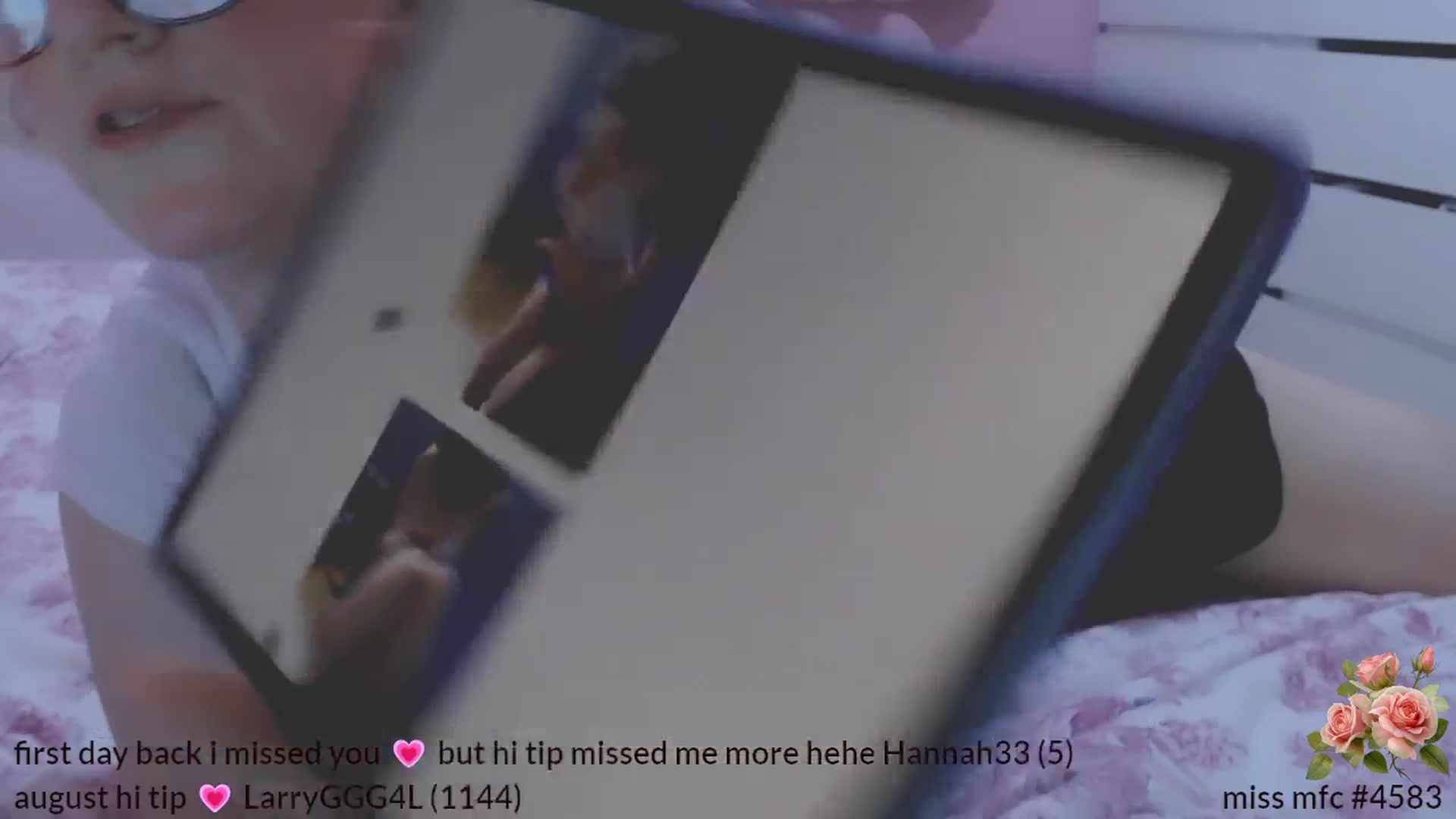 Gallery image thumbnail from PetiteAllegro's myfreecams stream on, 08/11/2025, 22:59 image 17 of 20