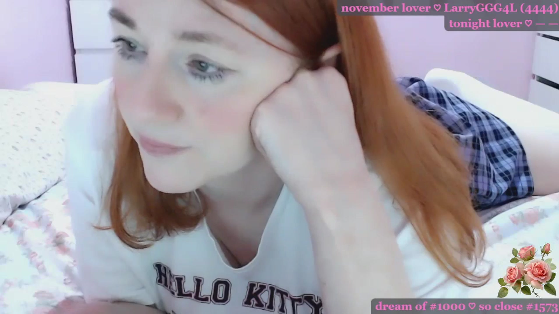 Gallery image thumbnail from PetiteAllegro's myfreecams stream on, 11/11/2025, 21:54 image 17 of 20