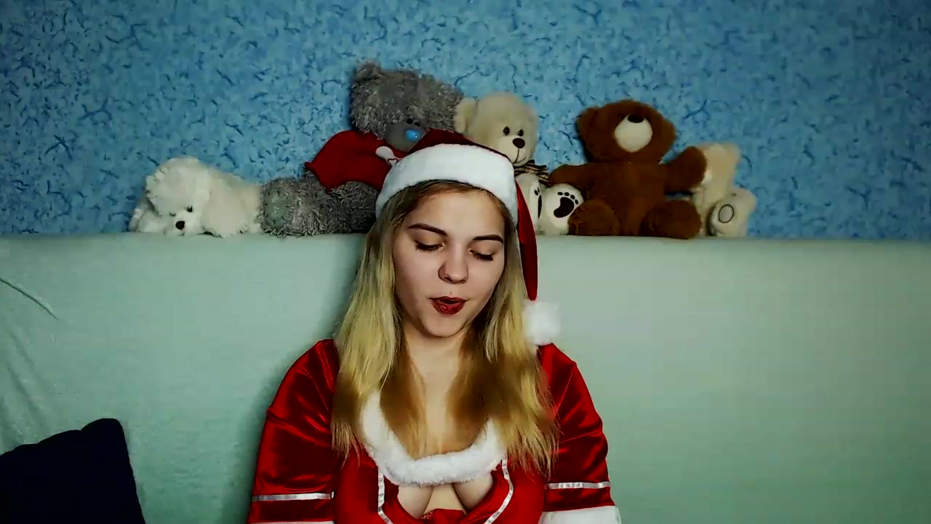 Gallery image thumbnail from PetiteAnny's myfreecams stream on, 12/26/2022, 03:44 image 1 of 20