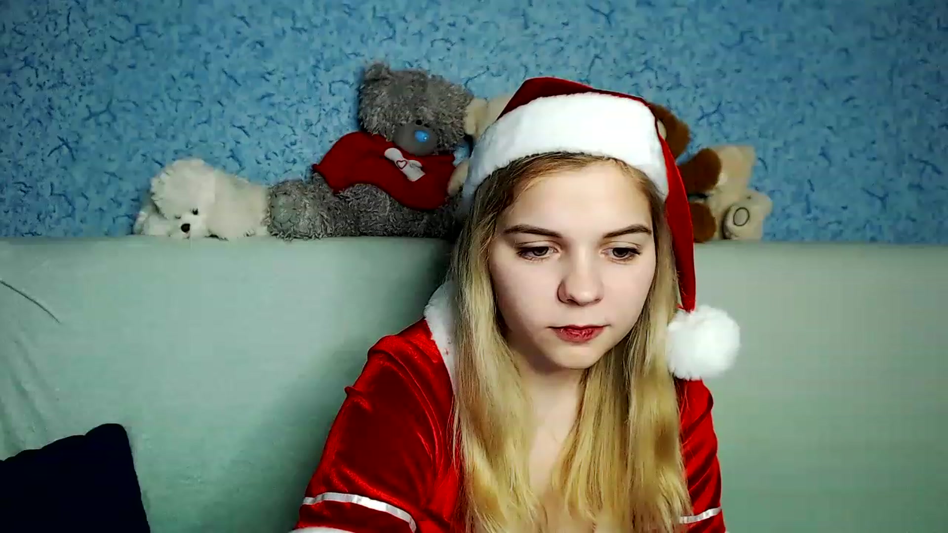 Gallery image thumbnail from PetiteAnny's myfreecams stream on, 12/26/2022, 03:44 image 11 of 20