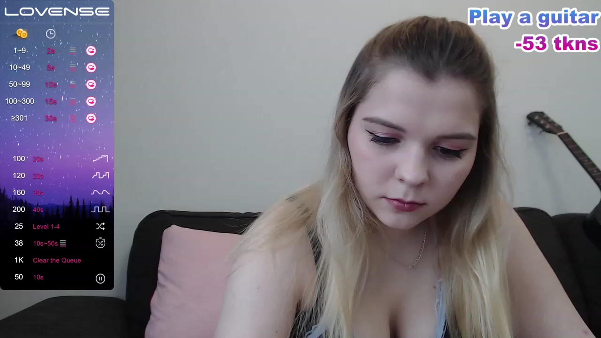 Gallery image thumbnail from PetiteAnny's myfreecams stream on, 03/27/2023, 04:00 image 13 of 20