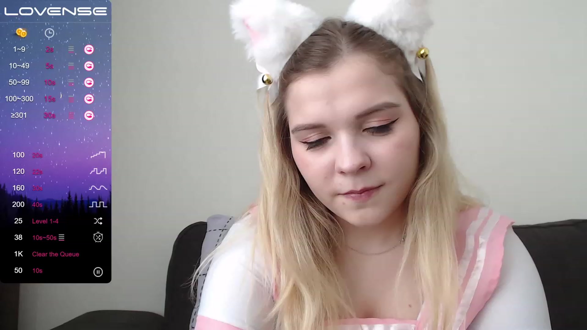 Gallery image thumbnail from PetiteAnny's myfreecams stream on, 04/09/2023, 03:56 image 16 of 20