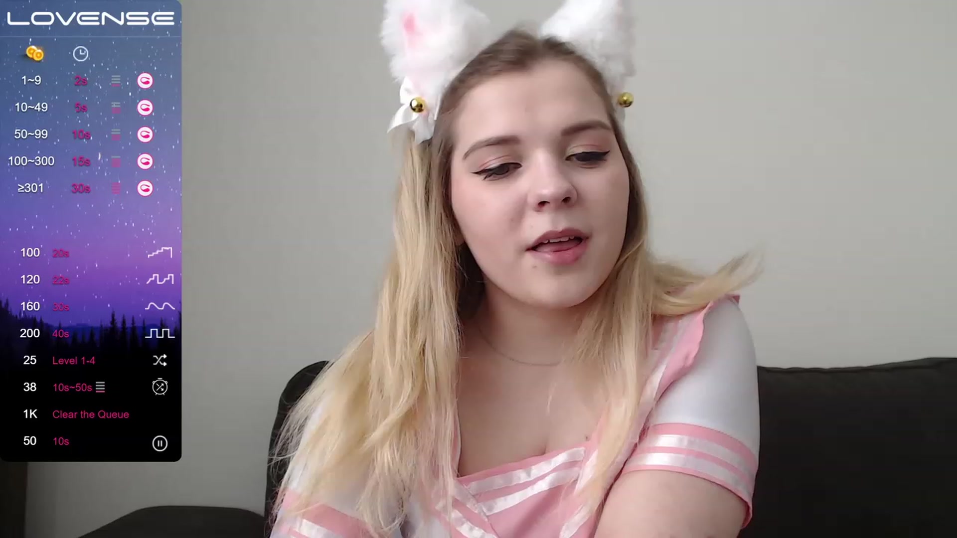 Gallery image thumbnail from PetiteAnny's myfreecams stream on, 04/09/2023, 03:56 image 12 of 20