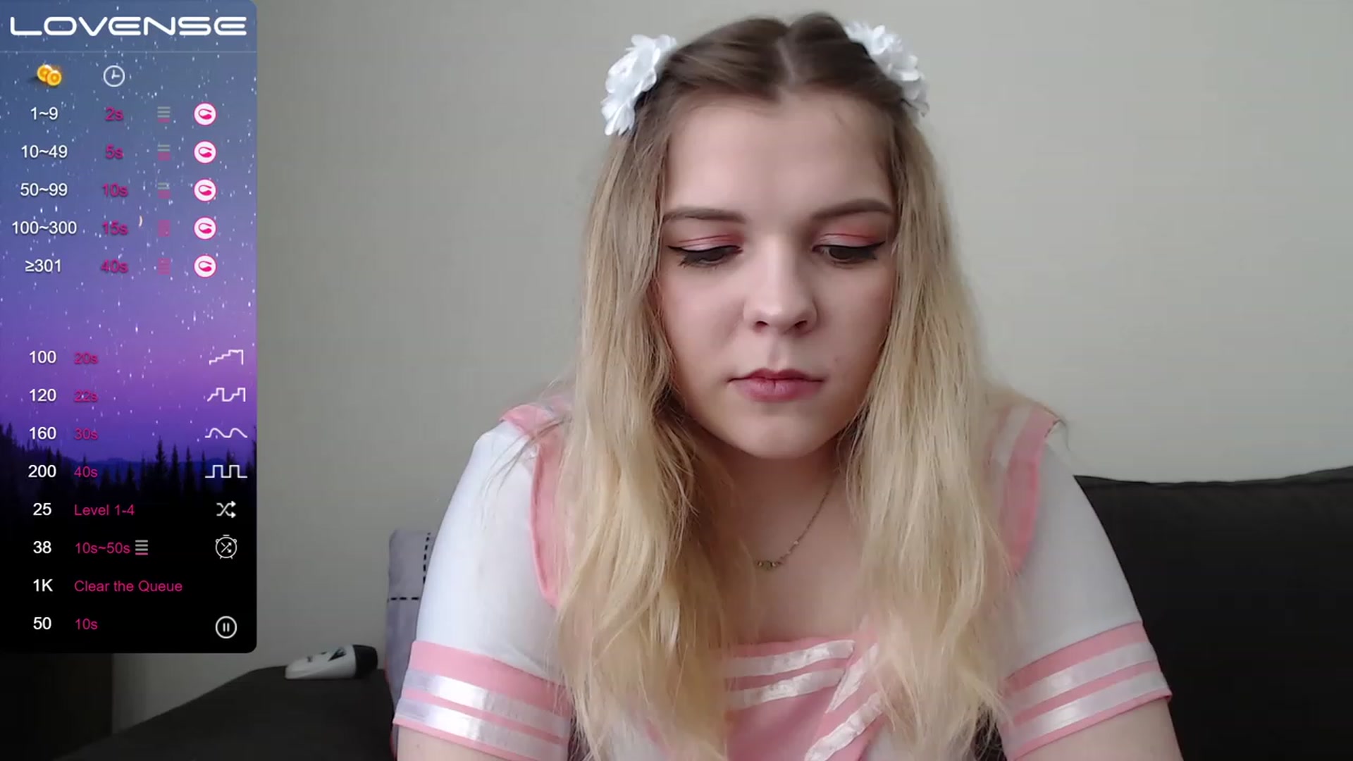 Gallery image thumbnail from PetiteAnny's myfreecams stream on, 04/20/2023, 04:00 image 9 of 20