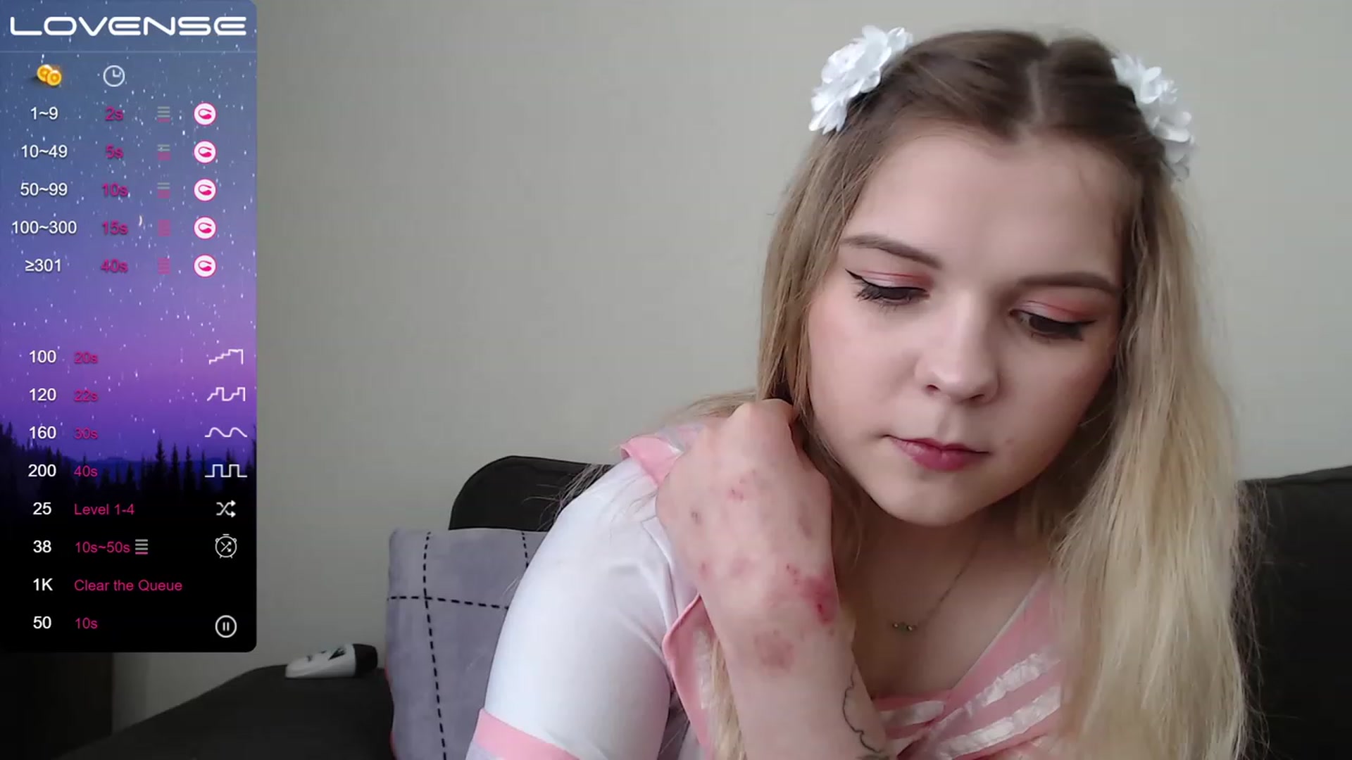 Gallery image thumbnail from PetiteAnny's myfreecams stream on, 04/20/2023, 04:00 image 8 of 20