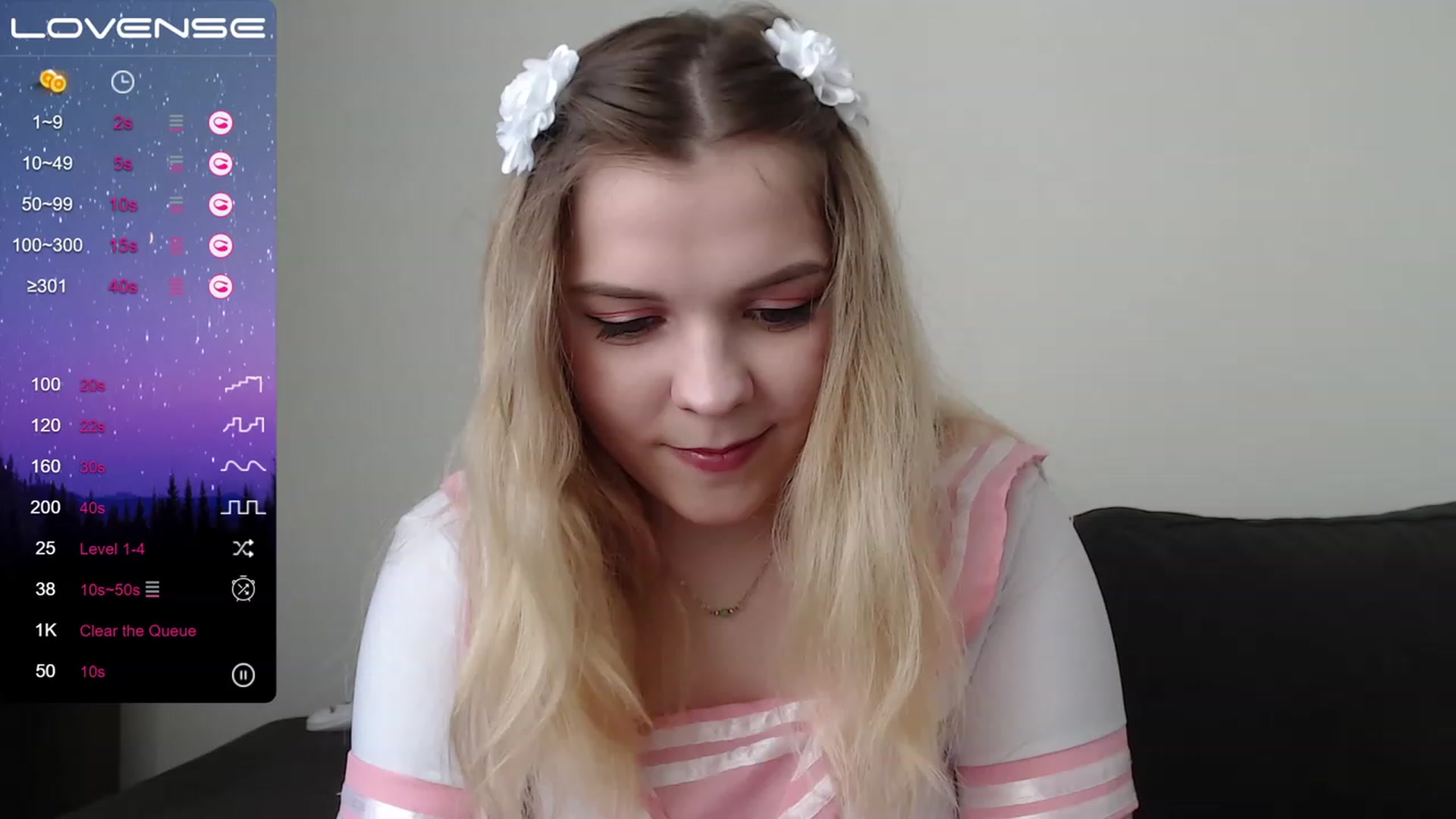 Gallery image thumbnail from PetiteAnny's myfreecams stream on, 04/20/2023, 04:00 image 6 of 20