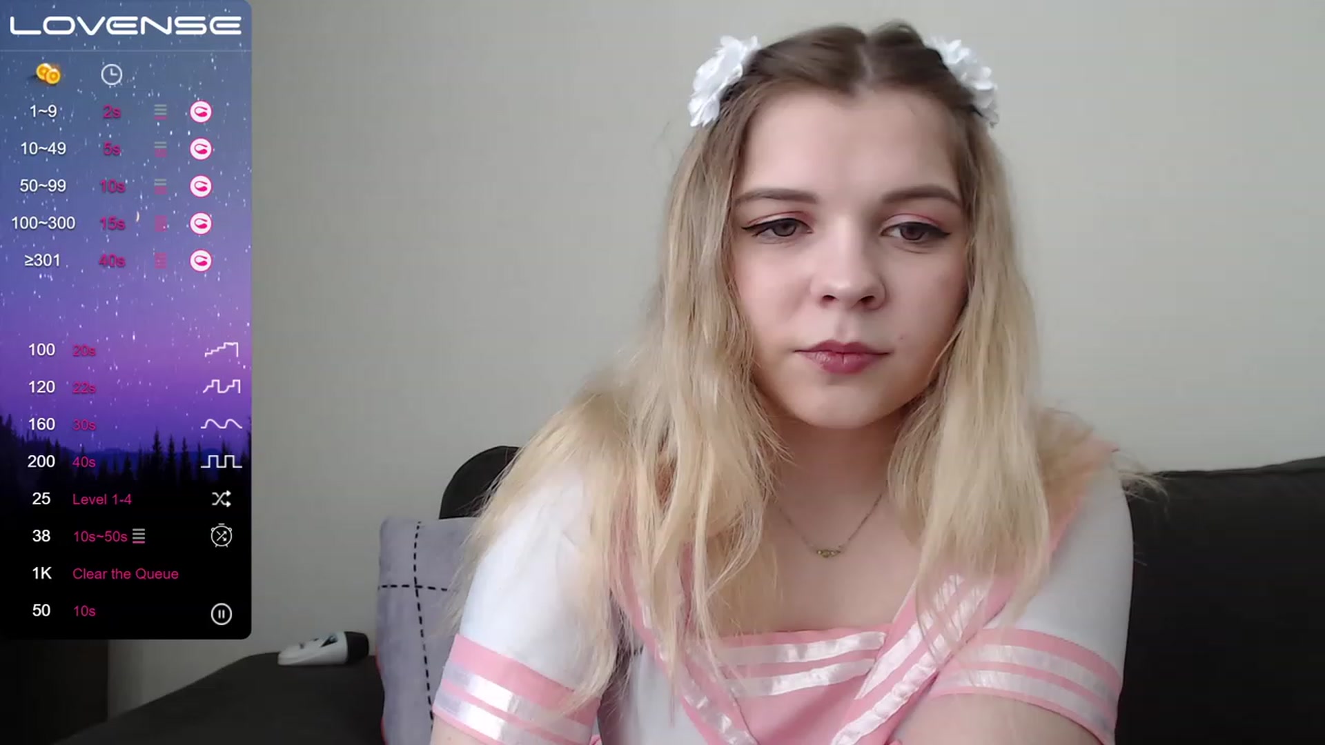 Gallery image thumbnail from PetiteAnny's myfreecams stream on, 04/20/2023, 04:00 image 2 of 20