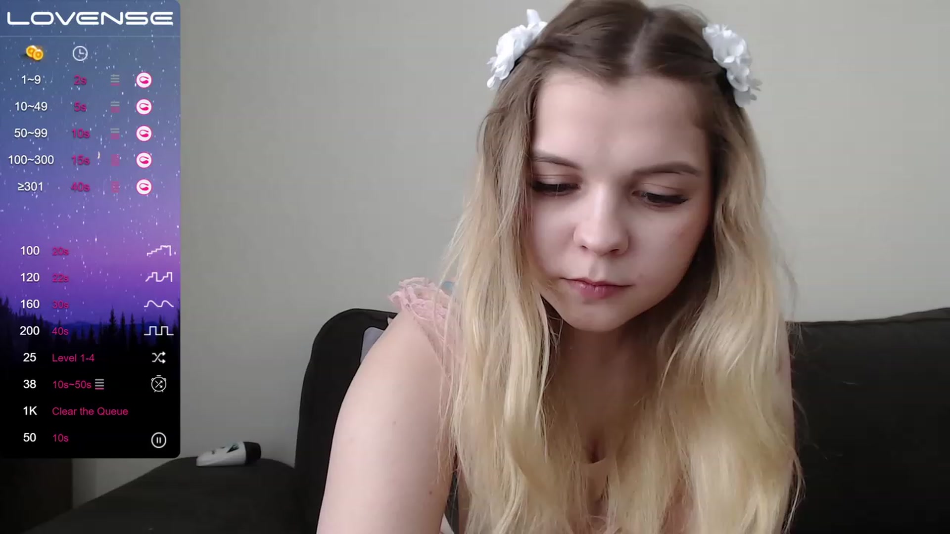 Gallery image thumbnail from PetiteAnny's myfreecams stream on, 04/21/2023, 07:45 image 6 of 20