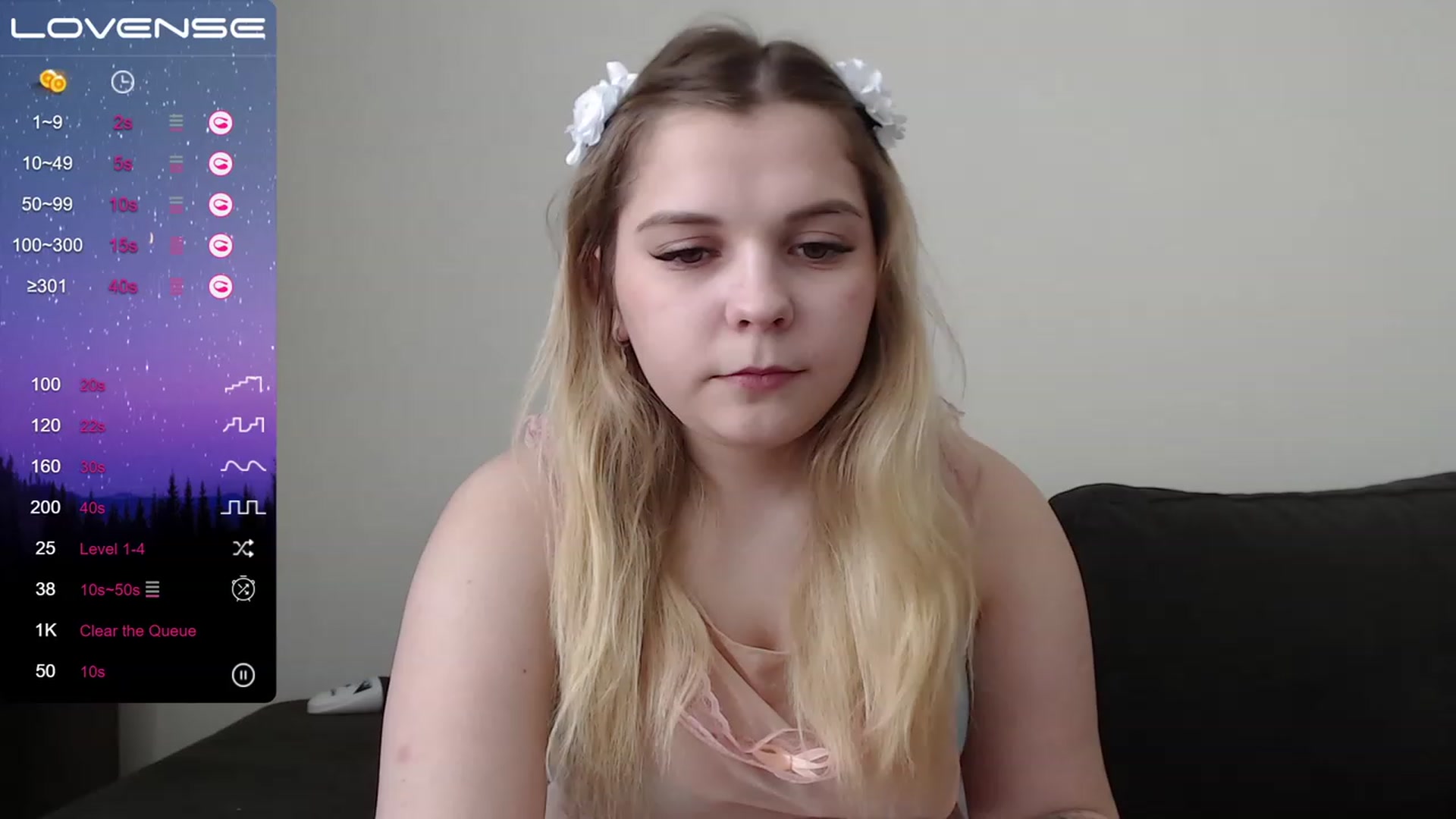 Gallery image thumbnail from PetiteAnny's myfreecams stream on, 04/21/2023, 07:45 image 11 of 20