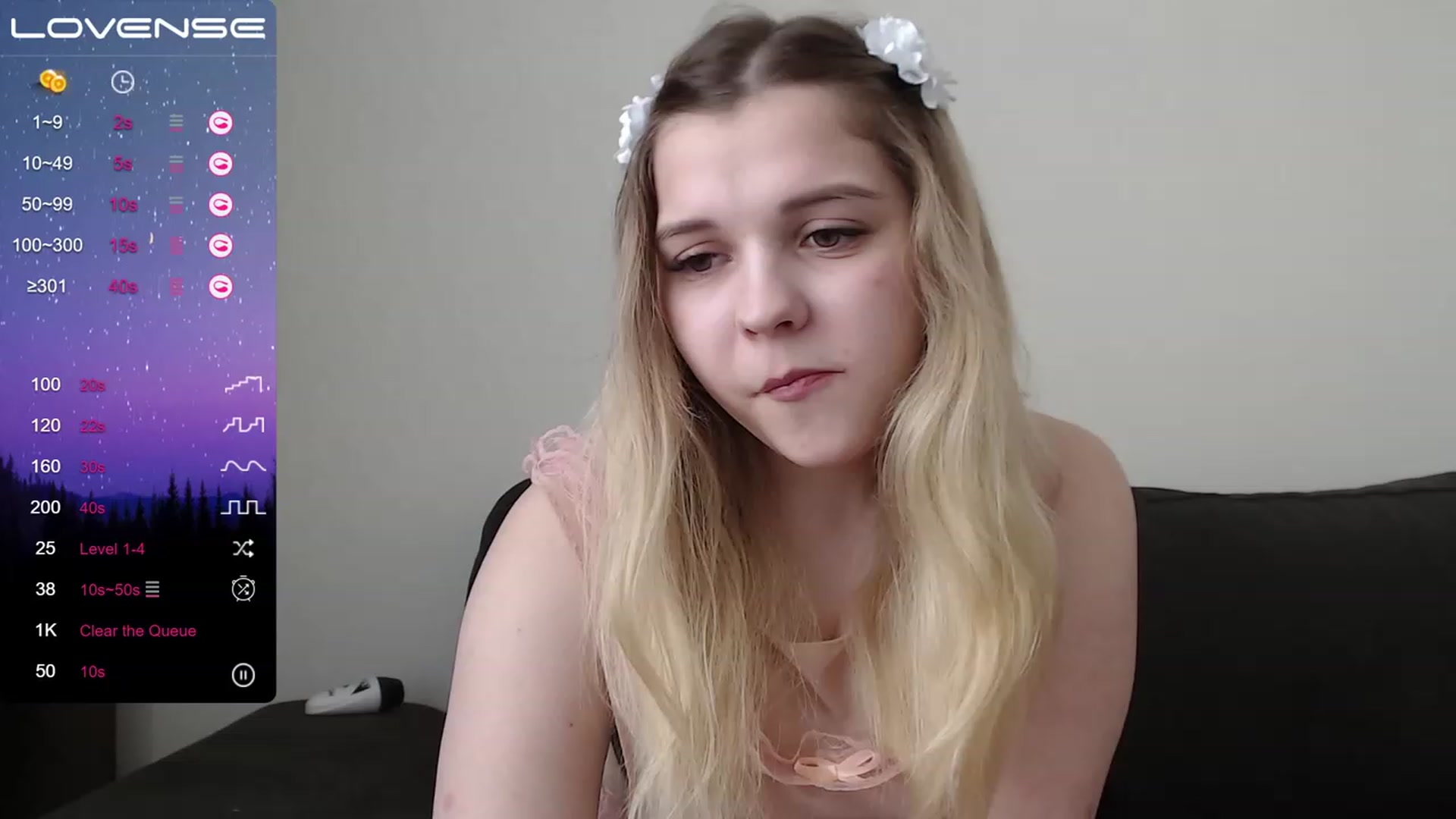 Gallery image thumbnail from PetiteAnny's myfreecams stream on, 04/21/2023, 07:45 image 8 of 20
