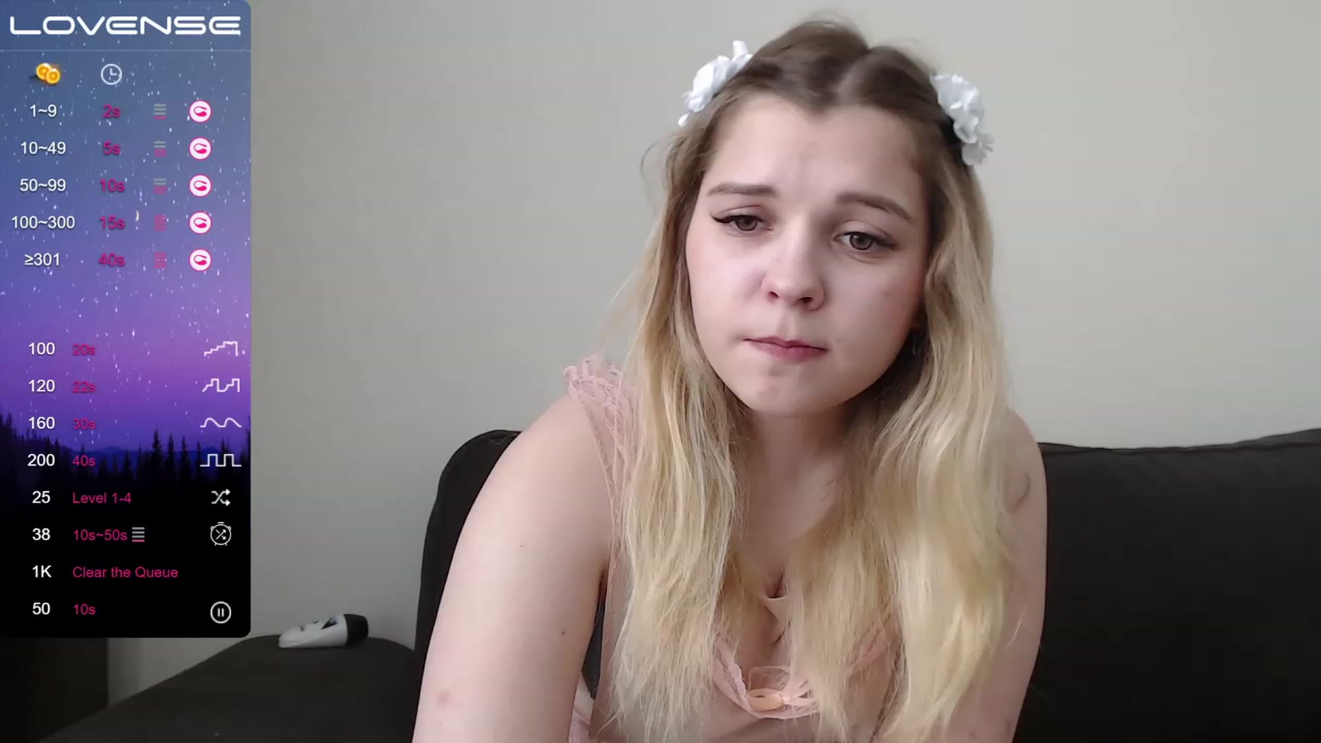 Gallery image thumbnail from PetiteAnny's myfreecams stream on, 04/21/2023, 07:45 image 12 of 20