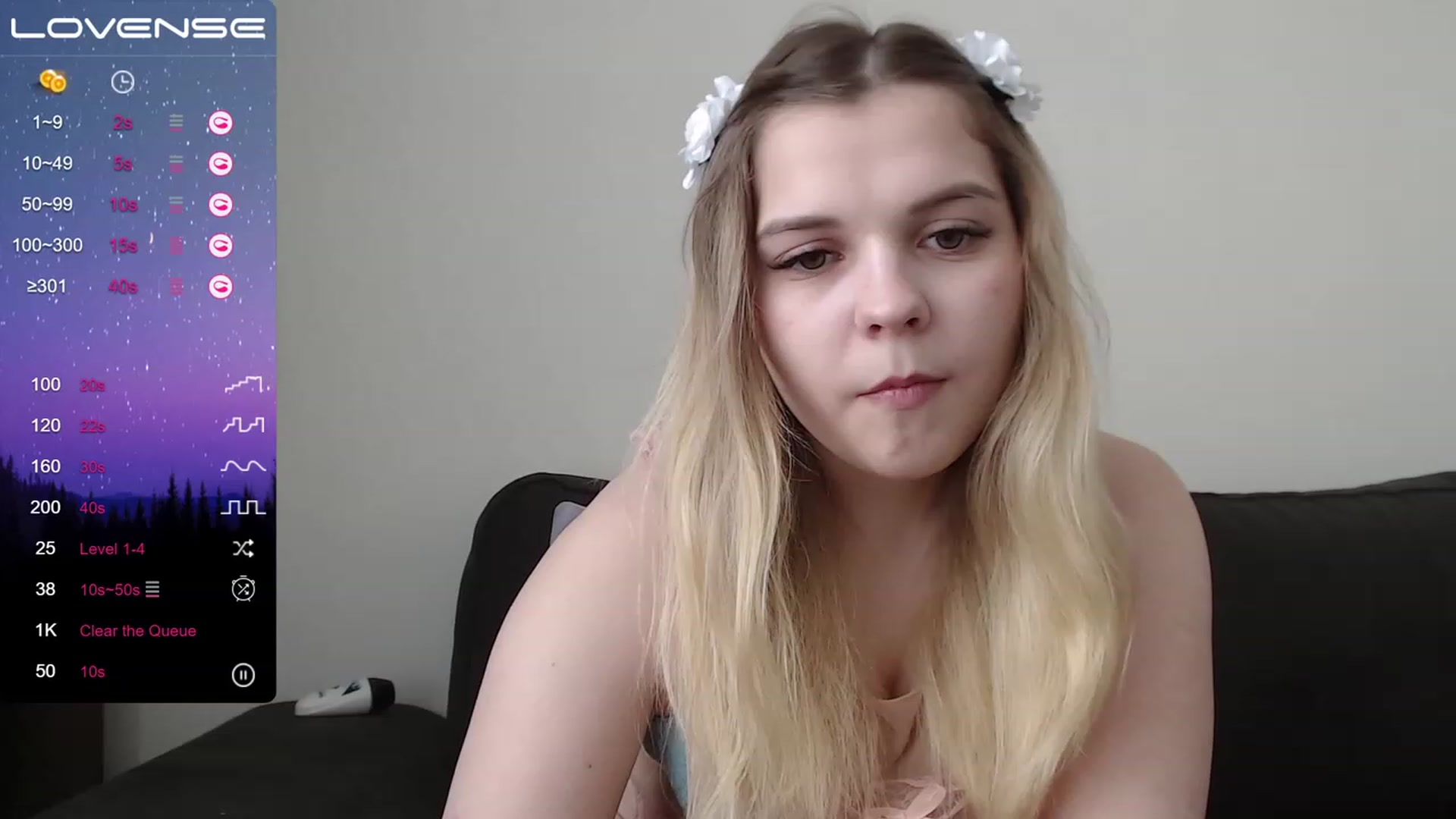 Gallery image thumbnail from PetiteAnny's myfreecams stream on, 04/21/2023, 07:45 image 1 of 20