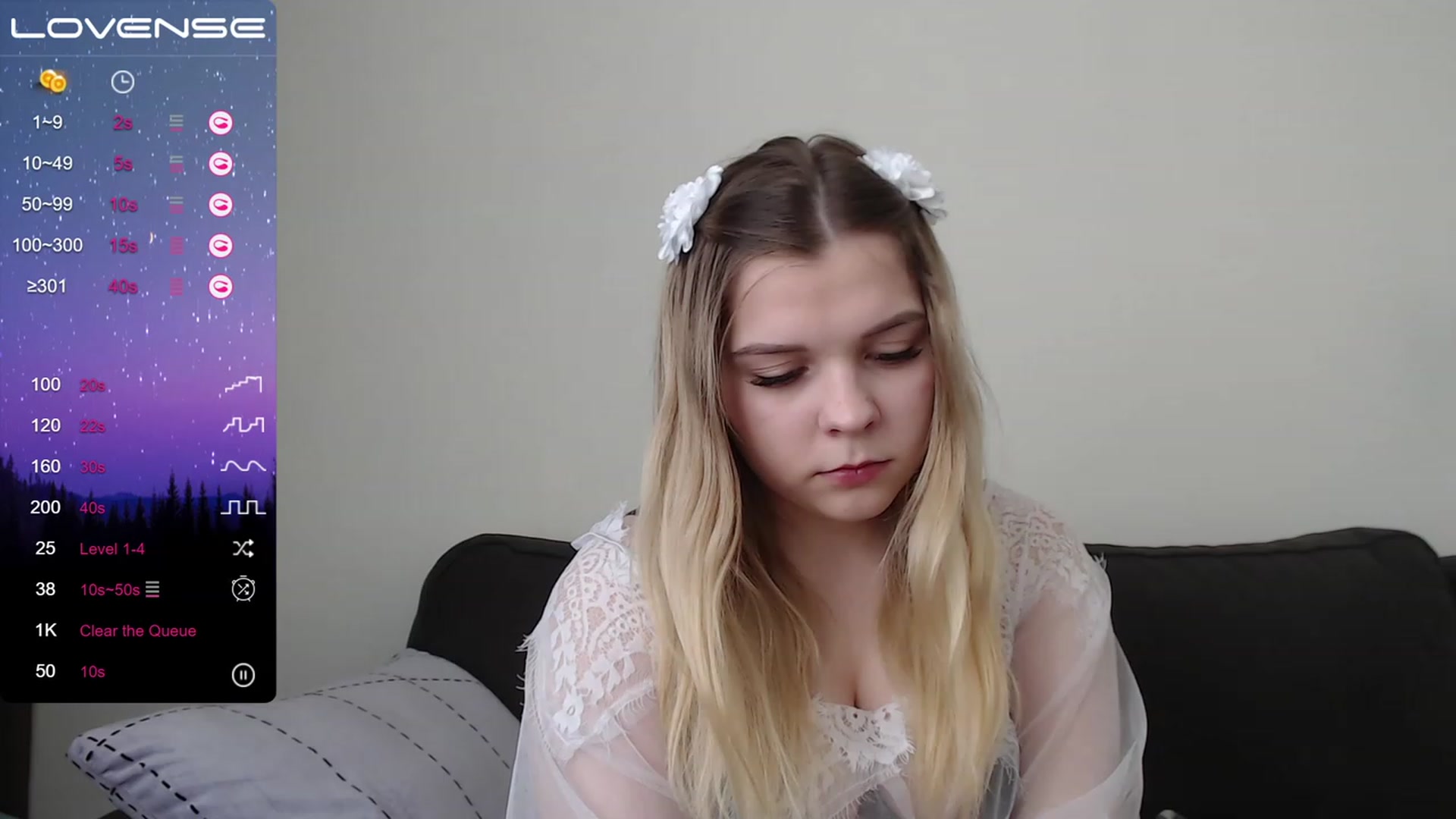 Gallery image thumbnail from PetiteAnny's myfreecams stream on, 04/24/2023, 04:09 image 11 of 20