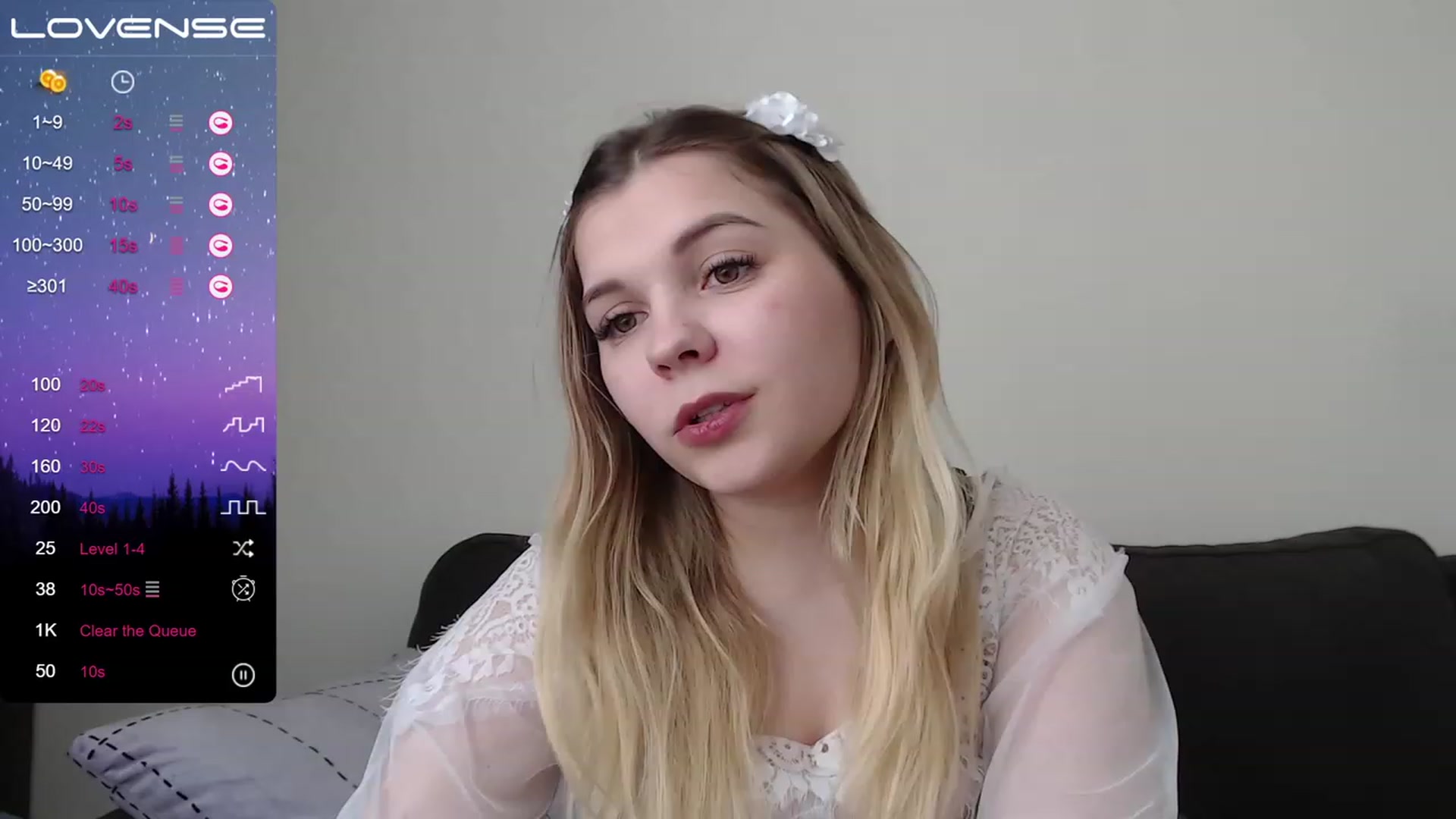 Gallery image thumbnail from PetiteAnny's myfreecams stream on, 04/24/2023, 04:09 image 16 of 20