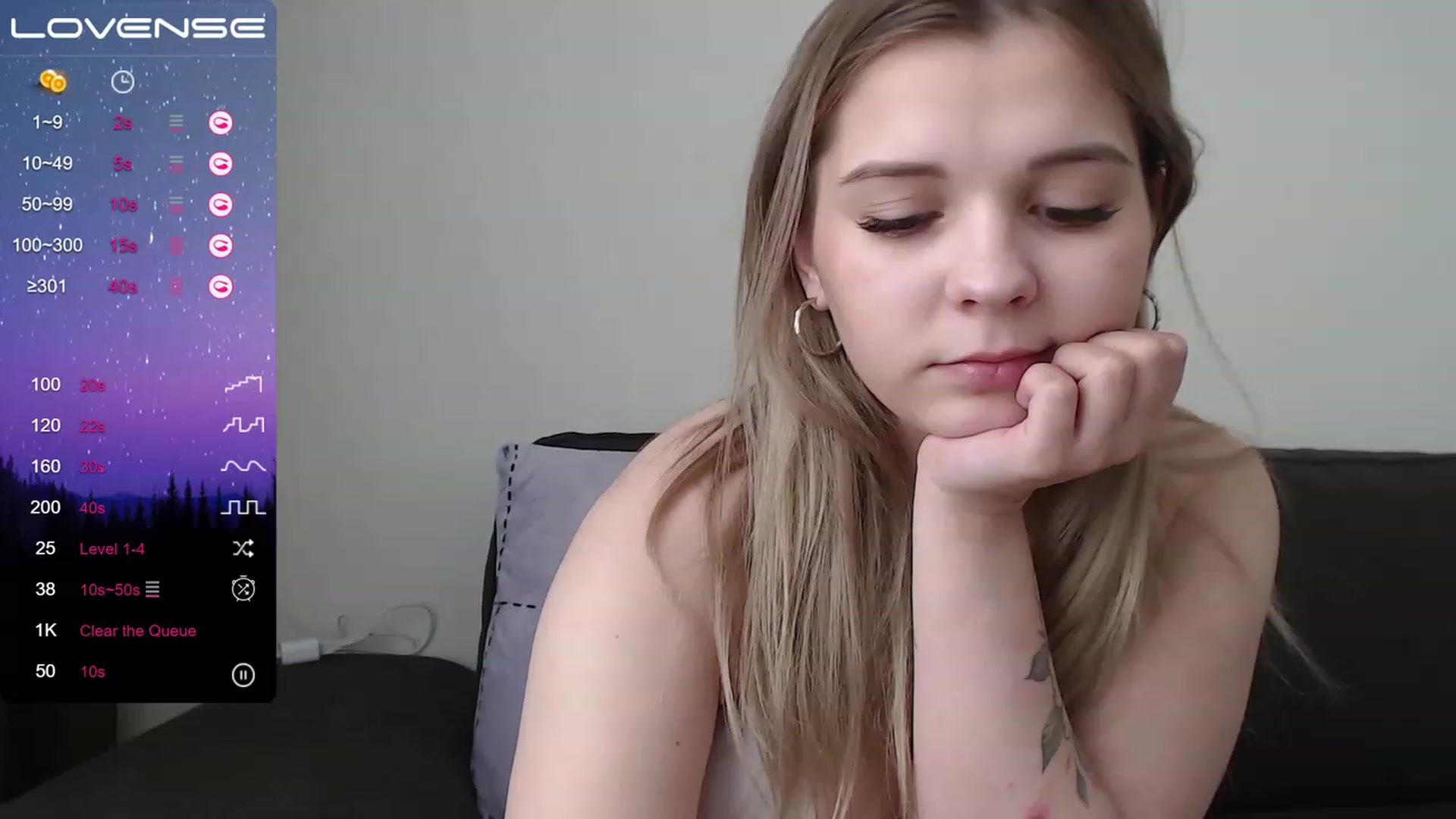 Gallery image thumbnail from PetiteAnny's myfreecams stream on, 04/26/2023, 05:11 image 10 of 20