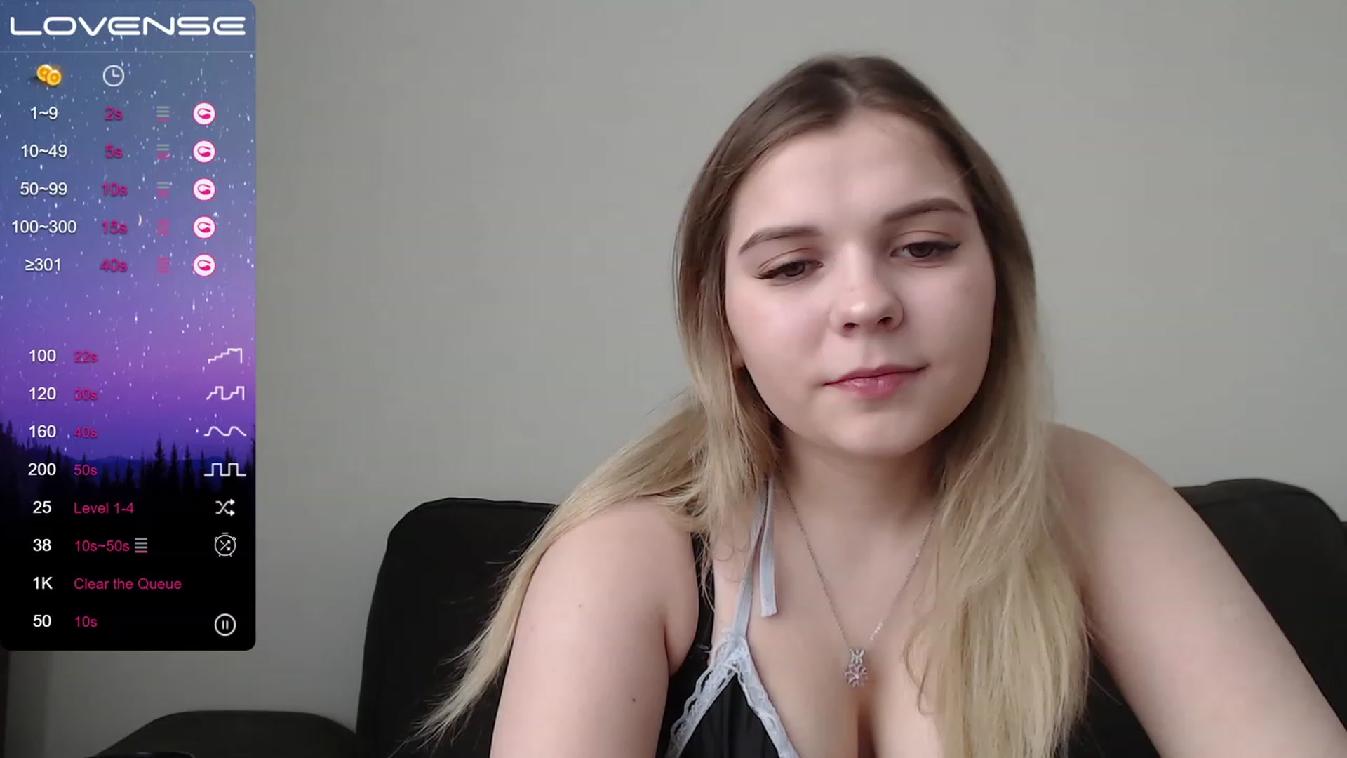 Gallery image thumbnail from PetiteAnny's myfreecams stream on, 05/02/2023, 03:28 image 10 of 20