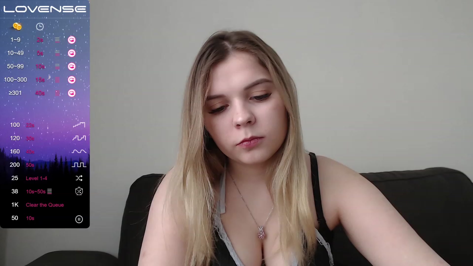 Gallery image thumbnail from PetiteAnny's myfreecams stream on, 05/02/2023, 03:28 image 12 of 20