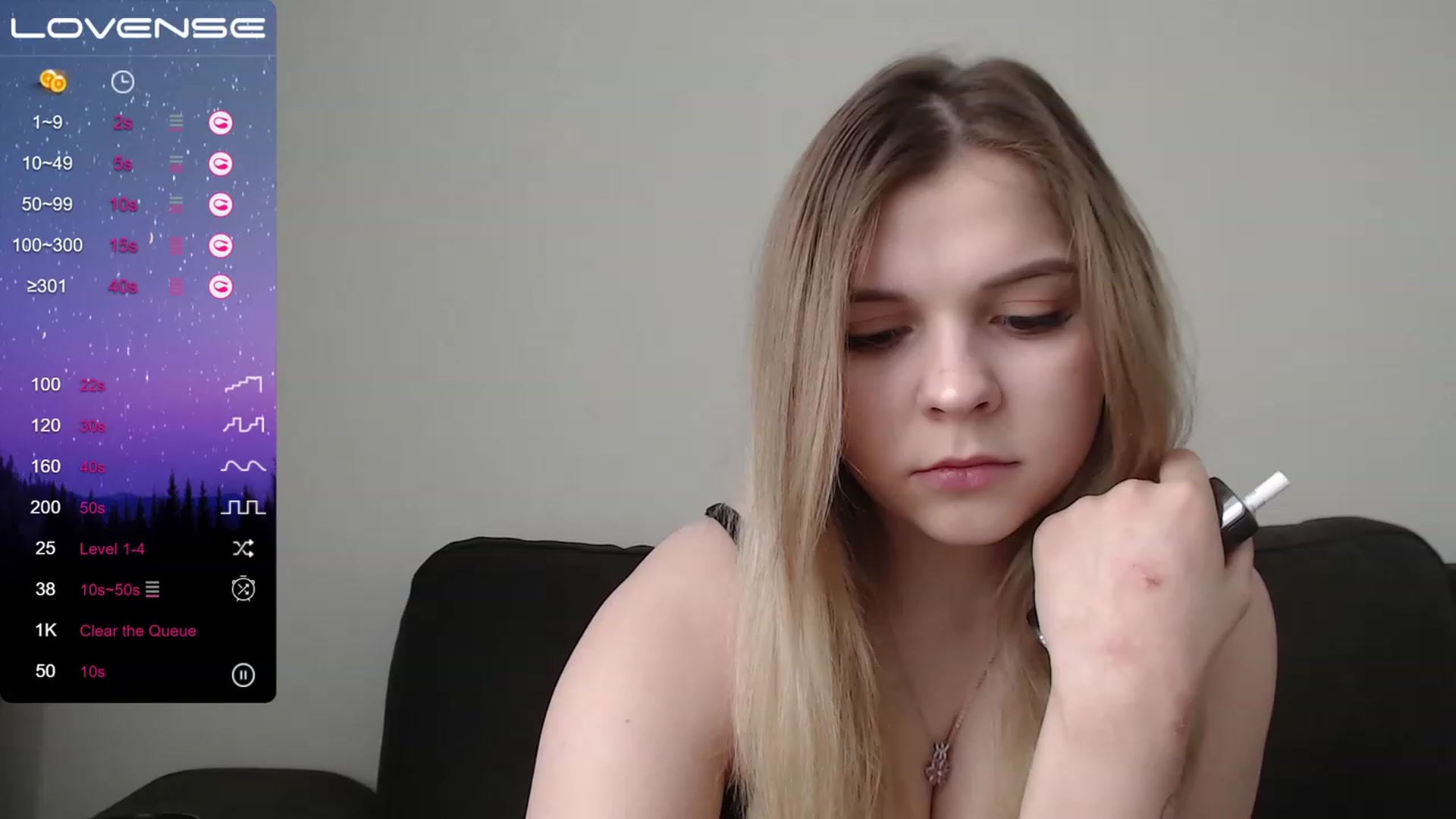 Gallery image thumbnail from PetiteAnny's myfreecams stream on, 05/02/2023, 03:28 image 8 of 20