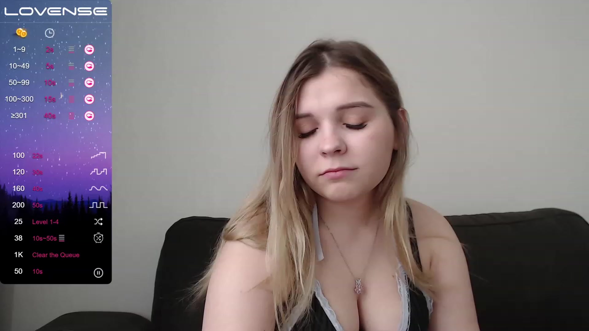 Gallery image thumbnail from PetiteAnny's myfreecams stream on, 05/02/2023, 03:28 image 17 of 20