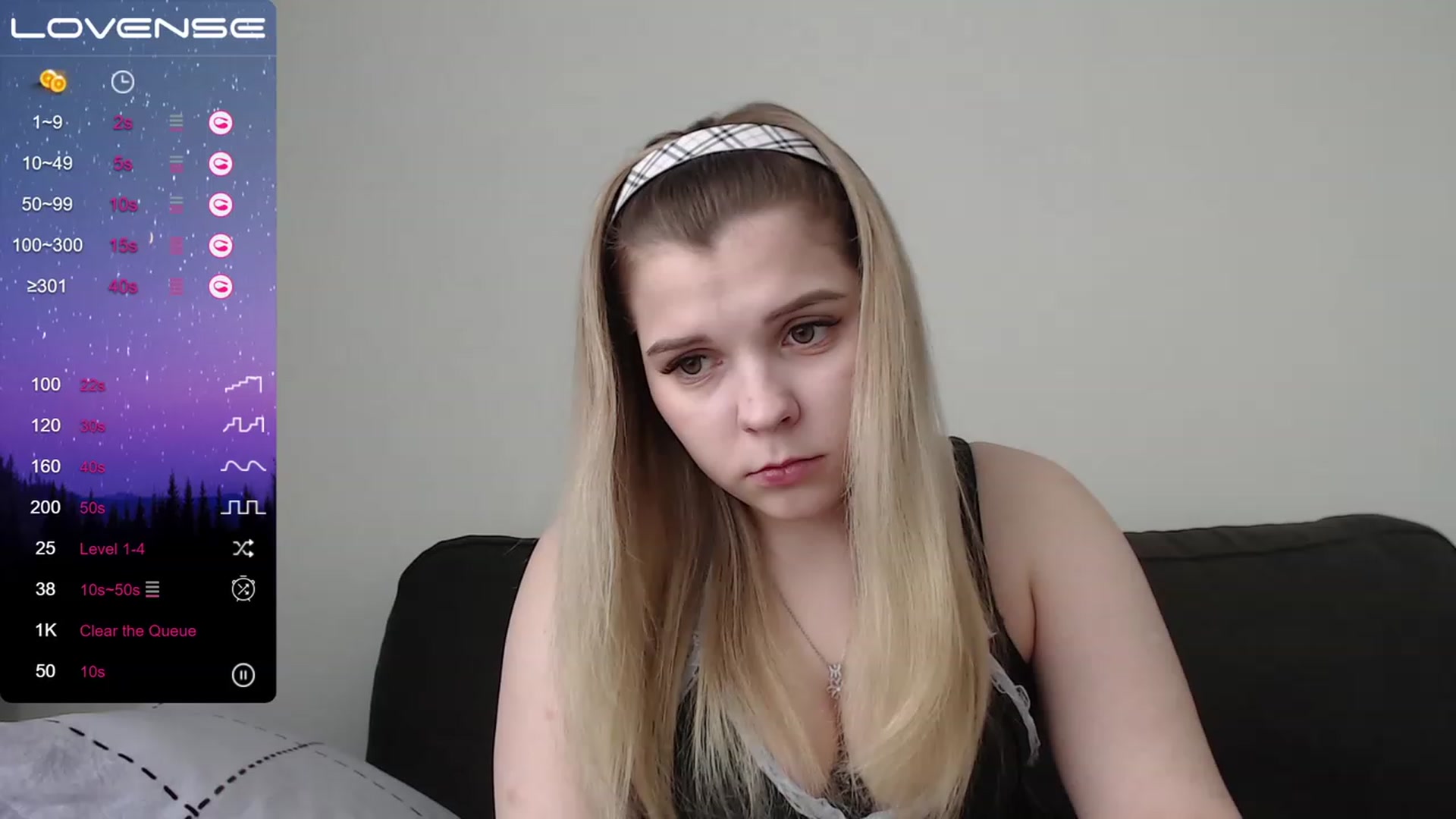 Gallery image thumbnail from PetiteAnny's myfreecams stream on, 05/02/2023, 04:55 image 7 of 20