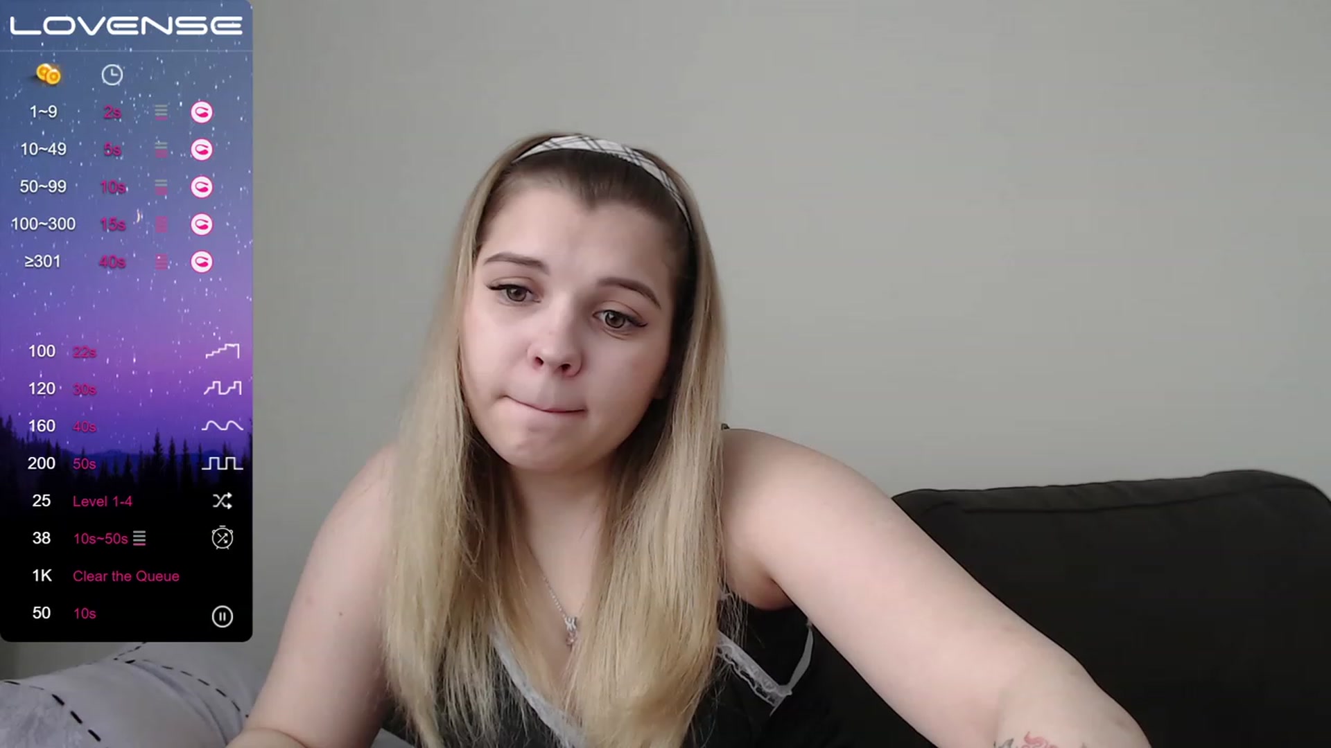 Gallery image thumbnail from PetiteAnny's myfreecams stream on, 05/02/2023, 04:55 image 3 of 20