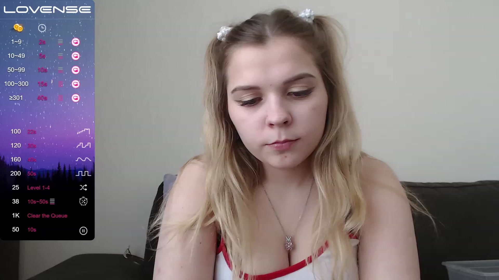Gallery image thumbnail from PetiteAnny's myfreecams stream on, 05/13/2023, 07:37 image 7 of 20