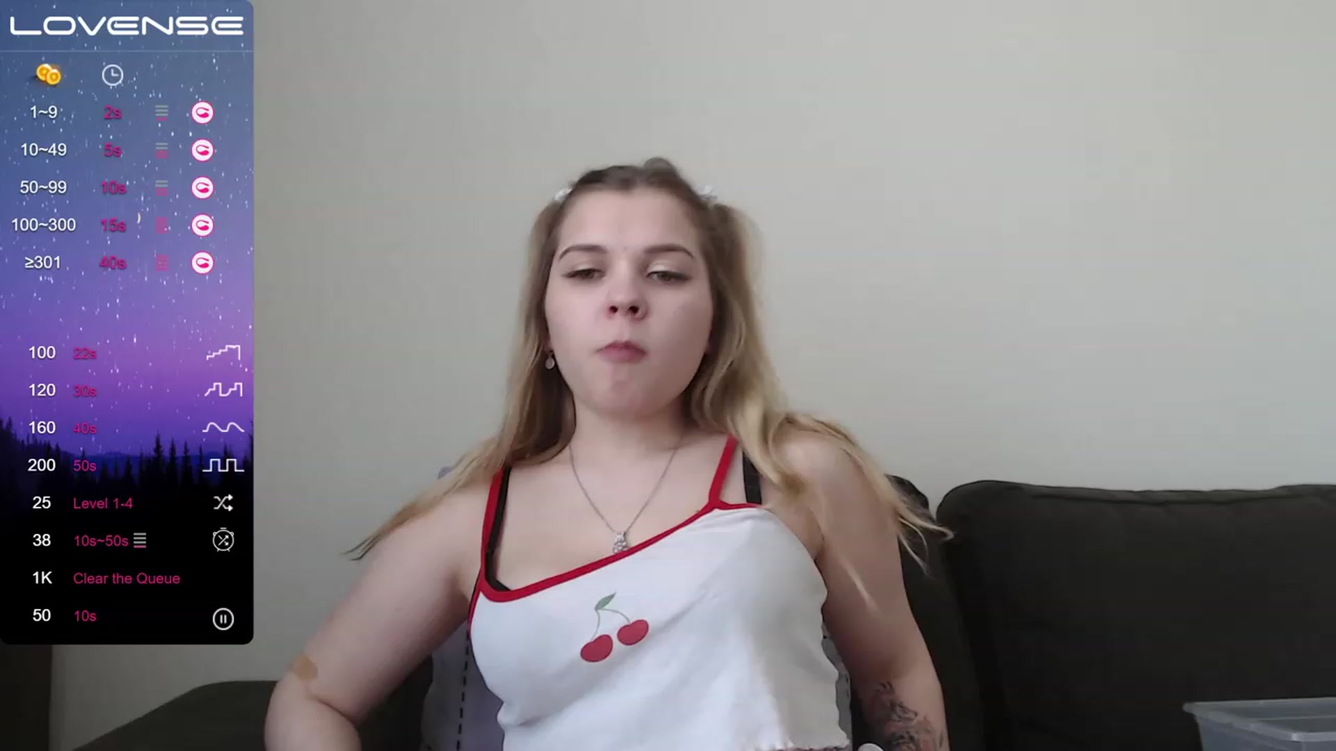 Gallery image thumbnail from PetiteAnny's myfreecams stream on, 05/13/2023, 07:37 image 1 of 20