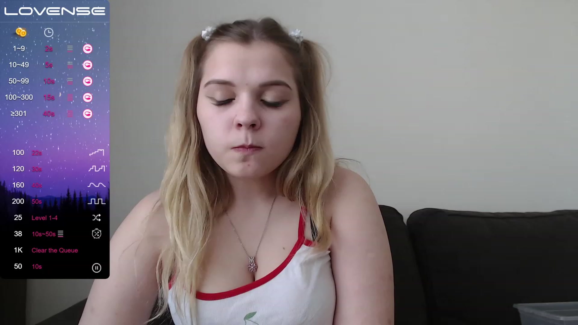 Gallery image thumbnail from PetiteAnny's myfreecams stream on, 05/13/2023, 07:37 image 18 of 20