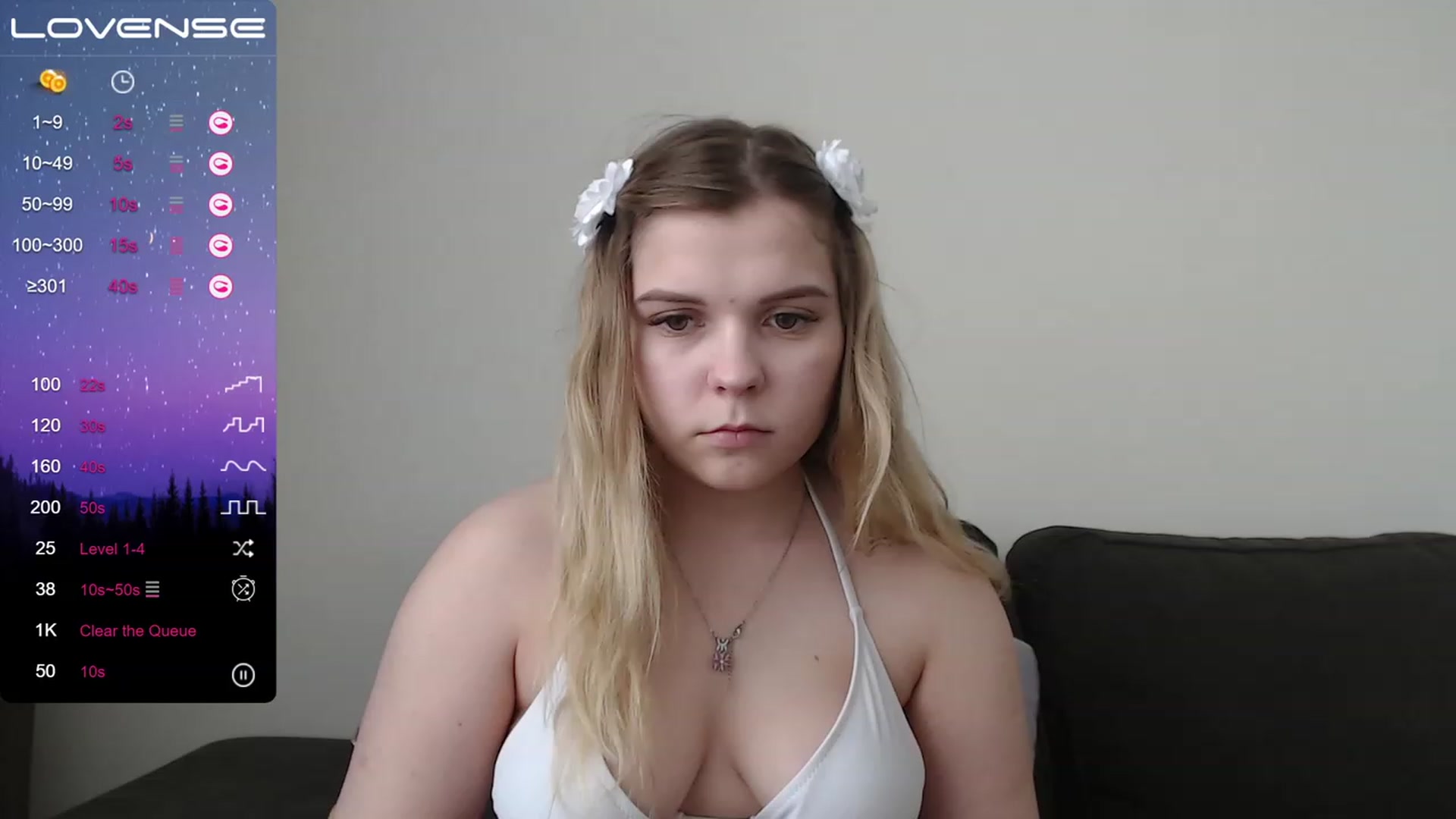 Gallery image thumbnail from PetiteAnny's myfreecams stream on, 05/14/2023, 06:09 image 5 of 20