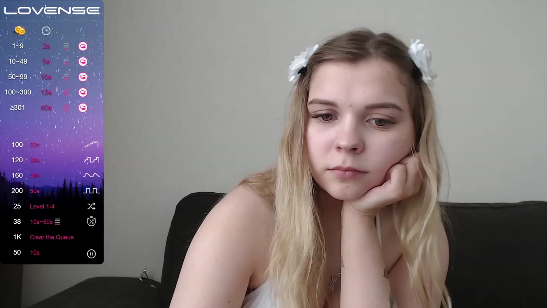 Gallery image thumbnail from PetiteAnny's myfreecams stream on, 05/14/2023, 06:09 image 19 of 20