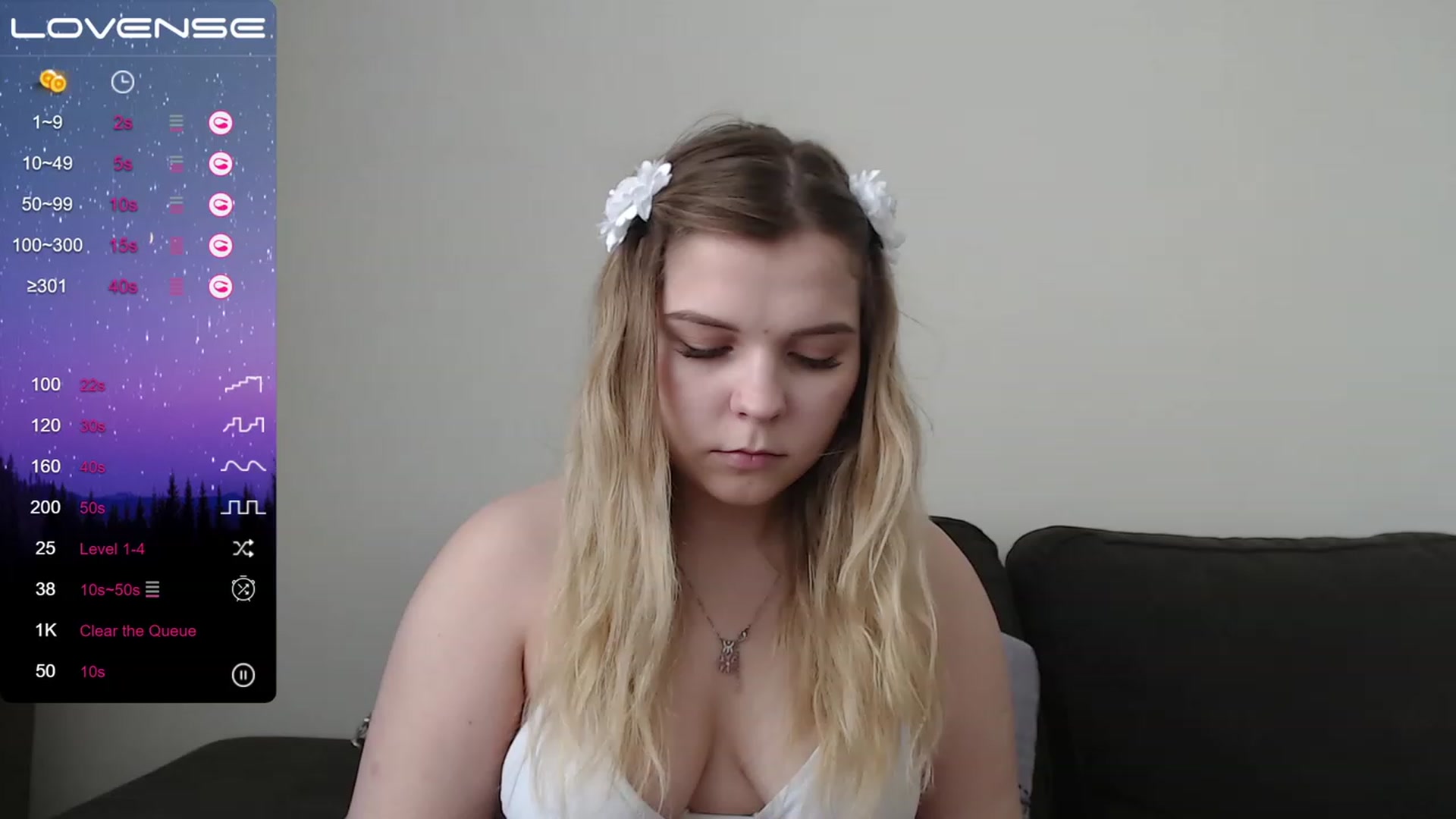Gallery image thumbnail from PetiteAnny's myfreecams stream on, 05/14/2023, 06:09 image 4 of 20