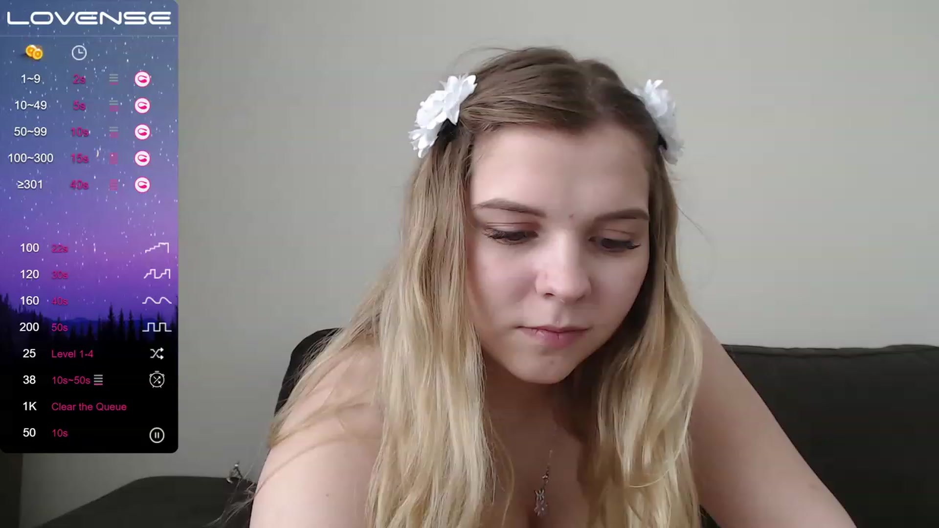 Gallery image thumbnail from PetiteAnny's myfreecams stream on, 05/14/2023, 06:09 image 10 of 20