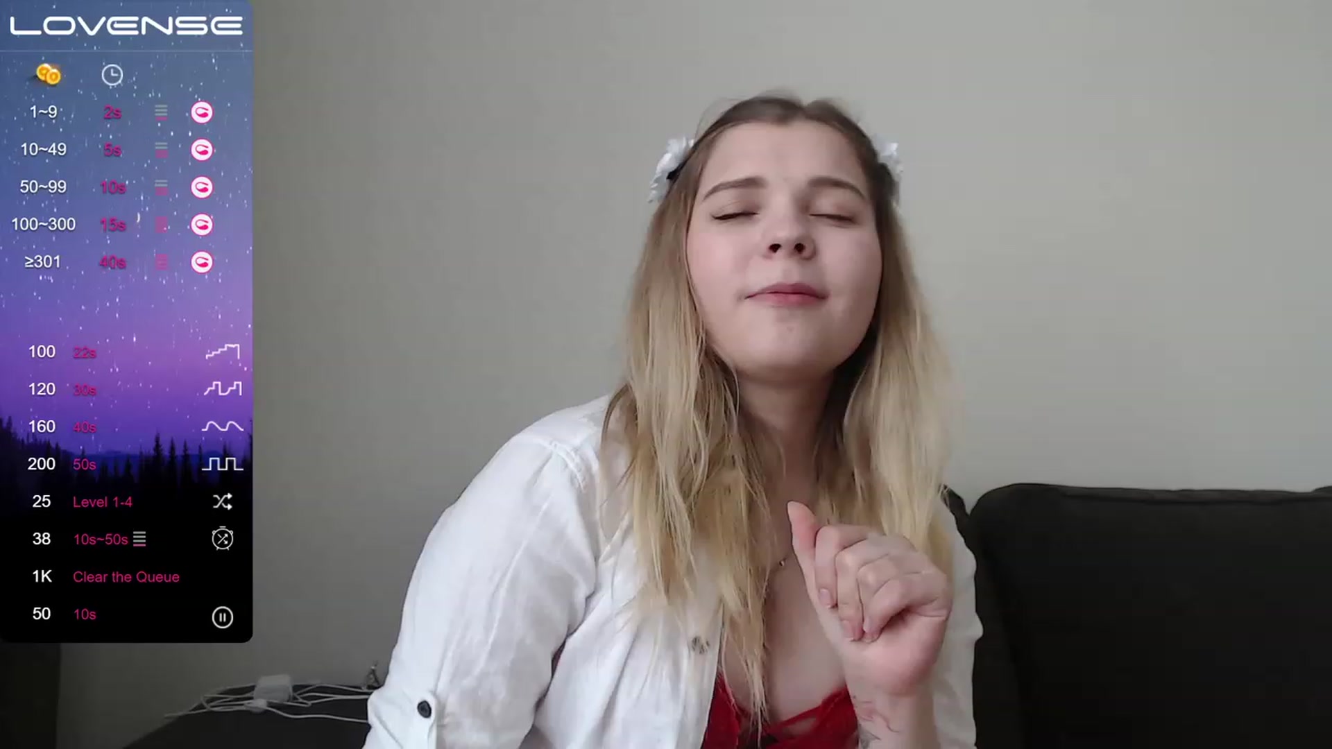 Gallery image thumbnail from PetiteAnny's myfreecams stream on, 05/16/2023, 05:37 image 8 of 20