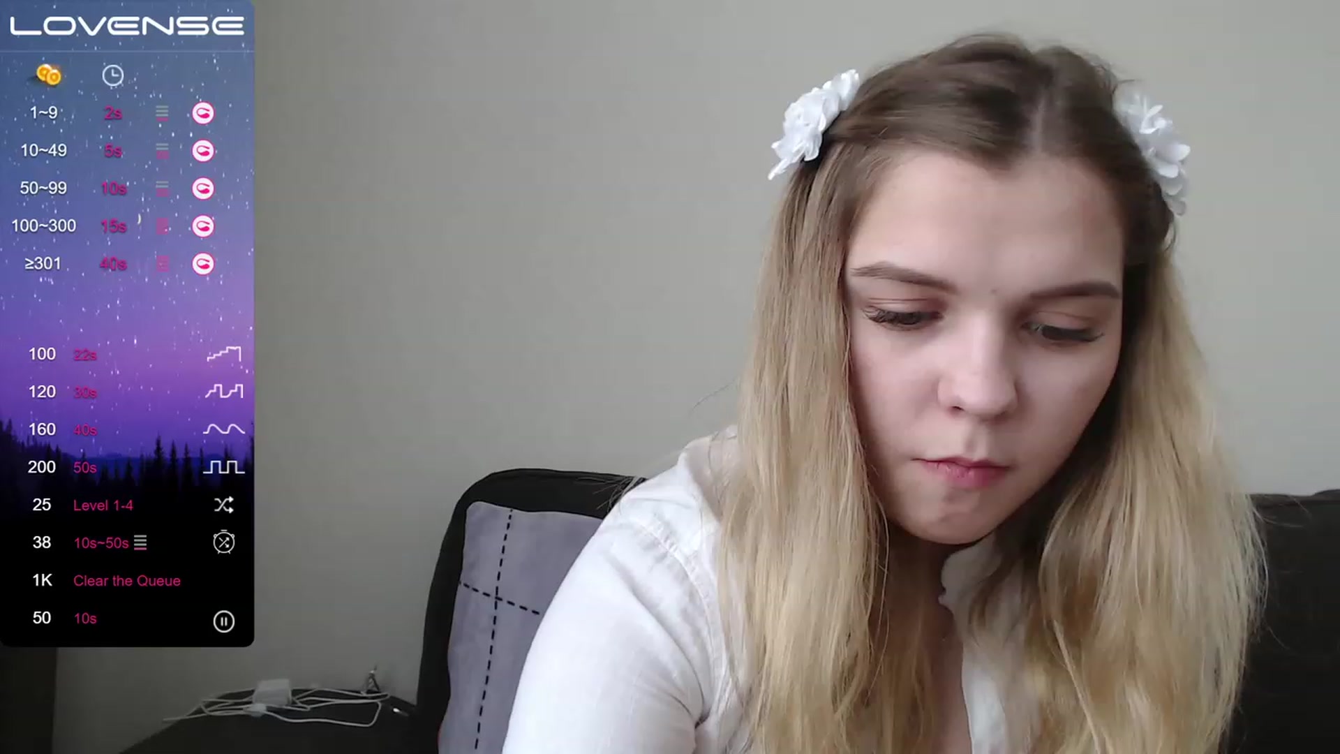 Gallery image thumbnail from PetiteAnny's myfreecams stream on, 05/16/2023, 05:37 image 18 of 20