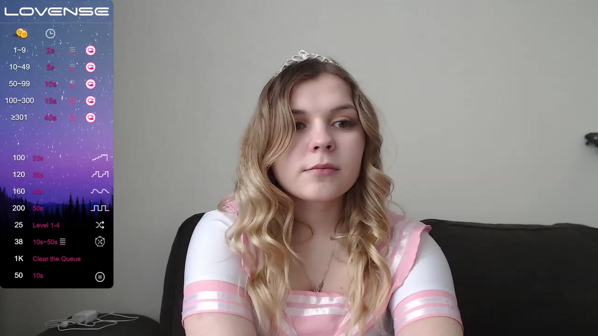 Gallery image thumbnail from PetiteAnny's myfreecams stream on, 05/17/2023, 05:37 image 18 of 20