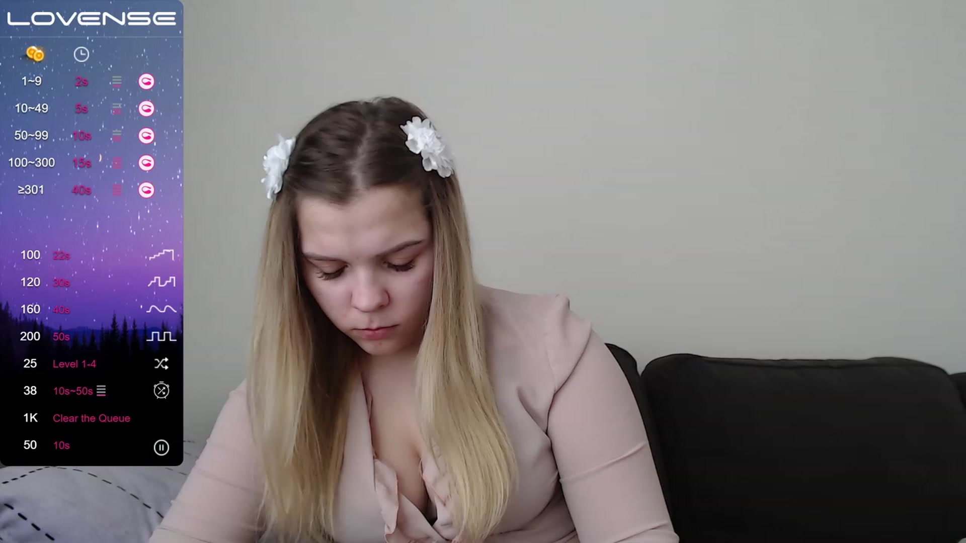 Gallery image thumbnail from PetiteAnny's myfreecams stream on, 05/20/2023, 01:57 image 4 of 20