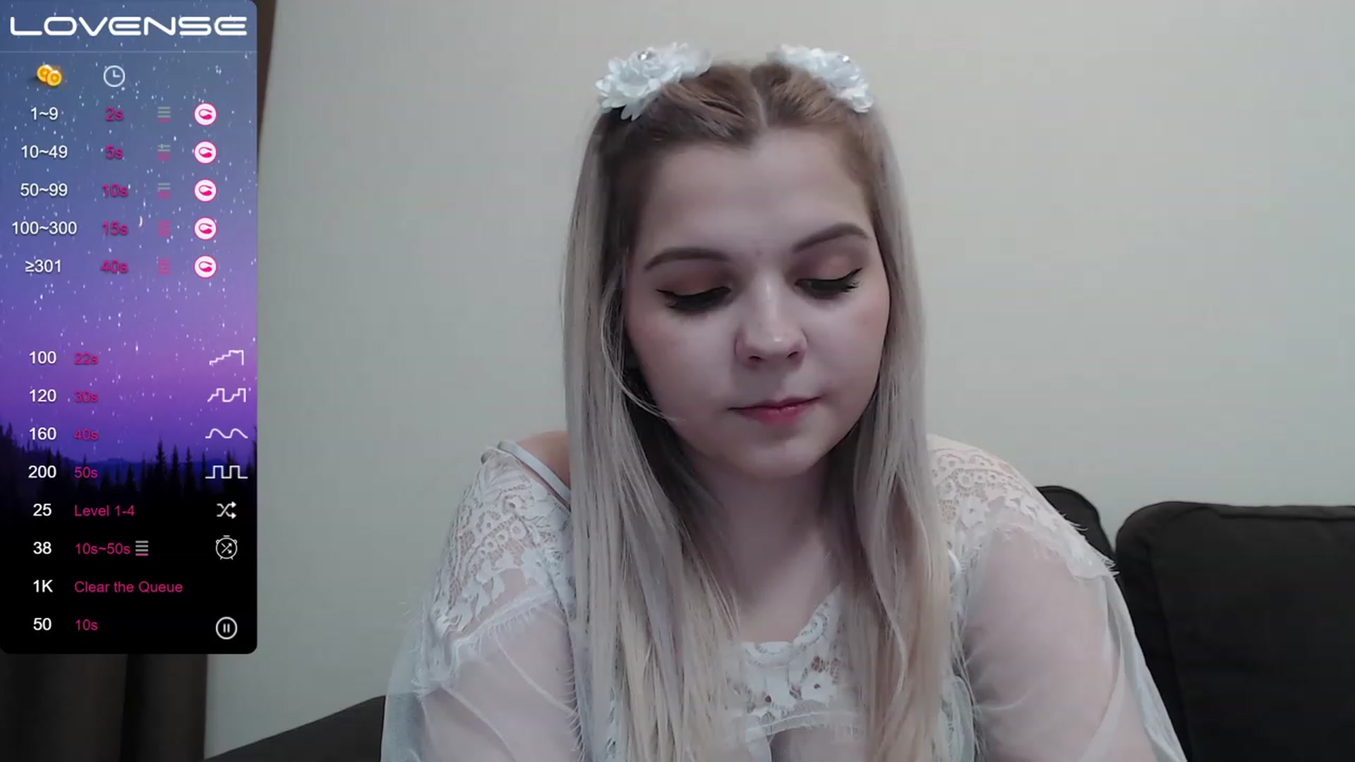 Gallery image thumbnail from PetiteAnny's myfreecams stream on, 05/21/2023, 16:23 image 10 of 20