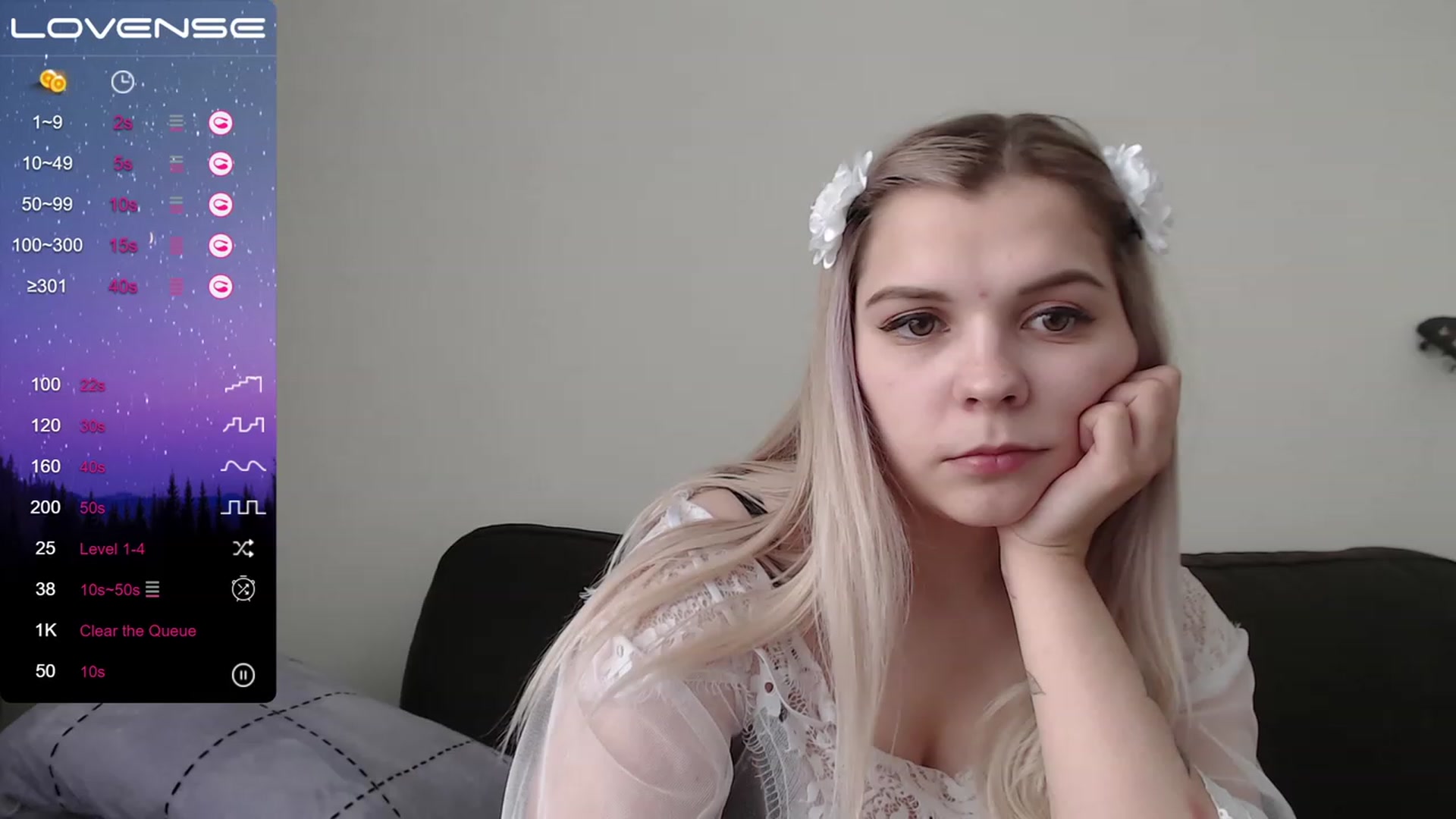Gallery image thumbnail from PetiteAnny's myfreecams stream on, 05/22/2023, 07:00 image 16 of 20