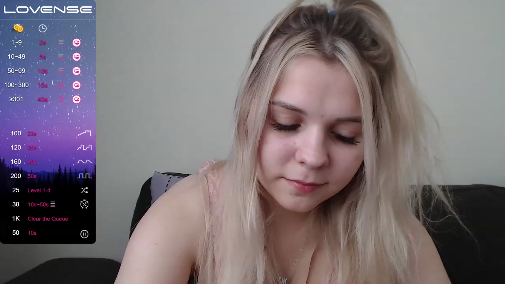Gallery image thumbnail from PetiteAnny's myfreecams stream on, 06/02/2023, 03:46 image 7 of 20