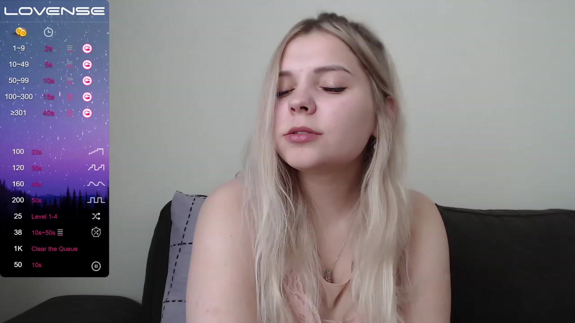 Gallery image thumbnail from PetiteAnny's myfreecams stream on, 06/02/2023, 03:46 image 15 of 20