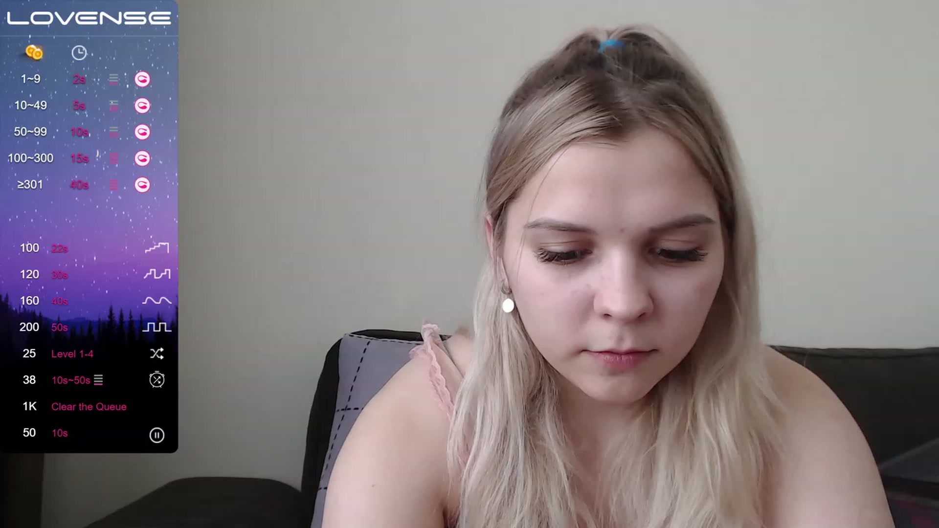 Gallery image thumbnail from PetiteAnny's myfreecams stream on, 06/02/2023, 06:42 image 1 of 20