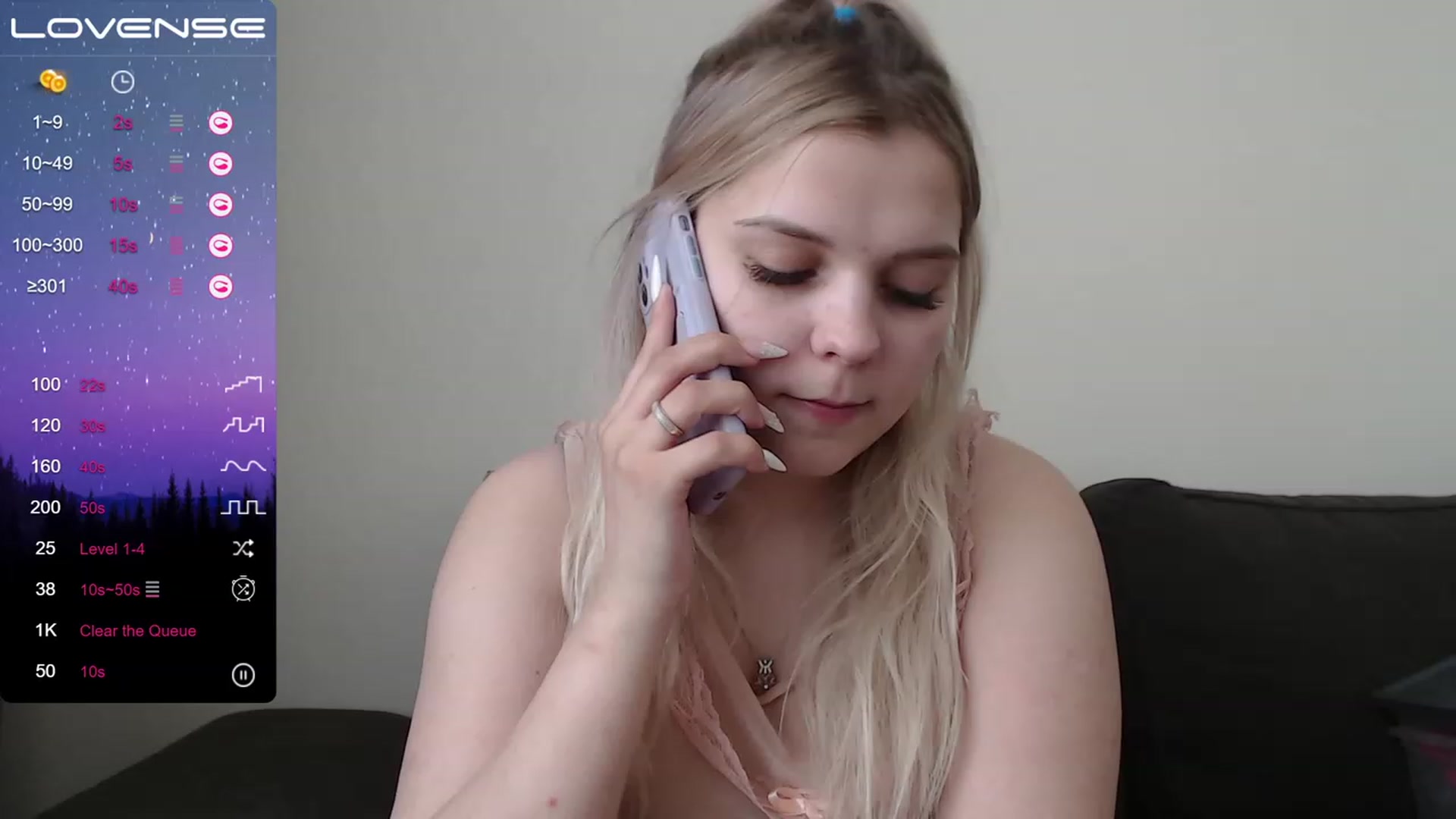 Gallery image thumbnail from PetiteAnny's myfreecams stream on, 06/02/2023, 07:45 image 4 of 20
