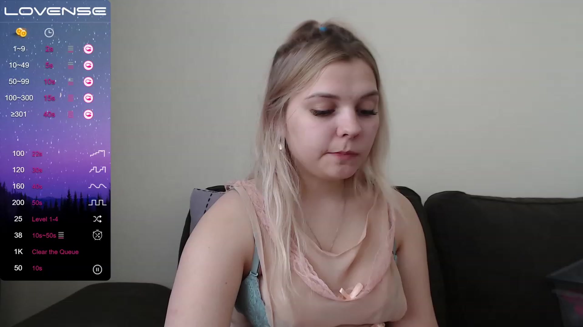 Gallery image thumbnail from PetiteAnny's myfreecams stream on, 06/02/2023, 07:45 image 13 of 20