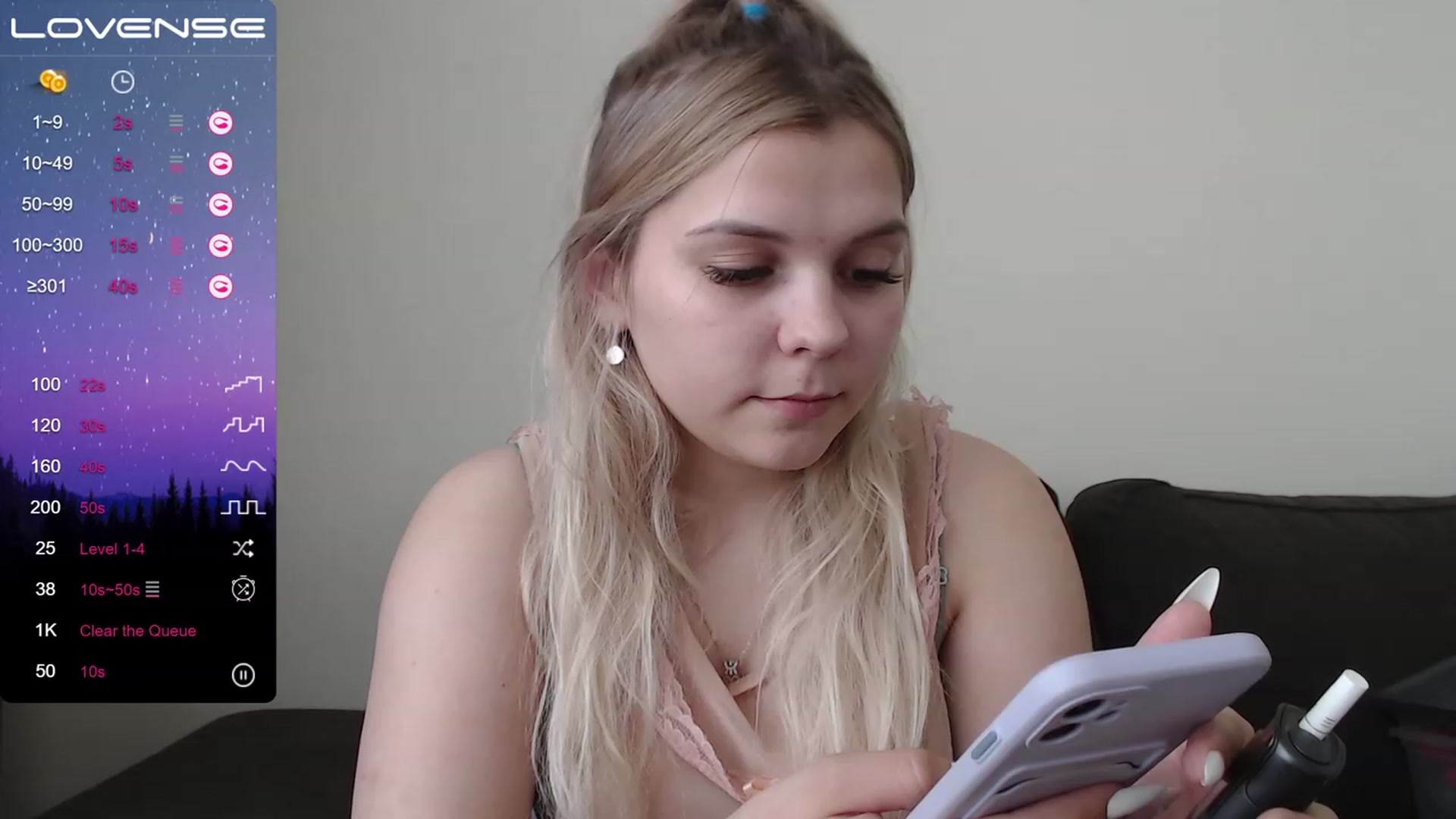 Gallery image thumbnail from PetiteAnny's myfreecams stream on, 06/02/2023, 07:45 image 3 of 20