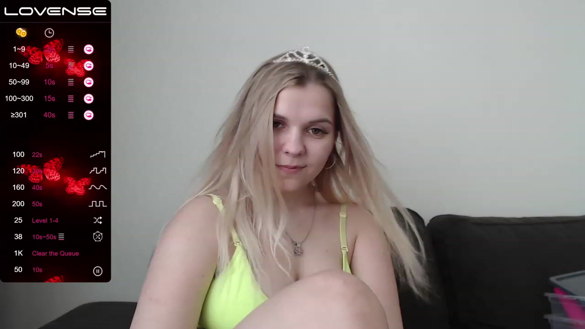 Gallery image thumbnail from PetiteAnny's myfreecams stream on, 06/06/2023, 04:35 image 11 of 20