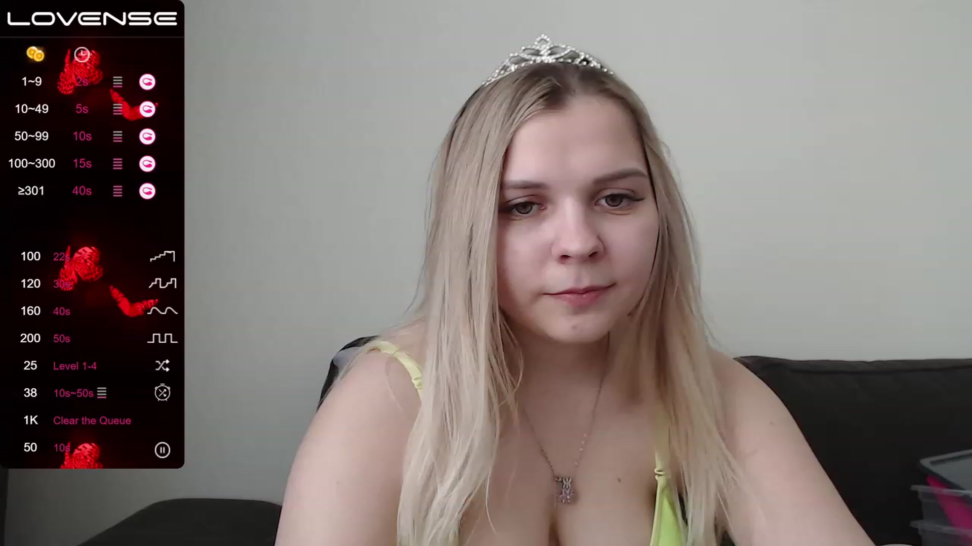 Gallery image thumbnail from PetiteAnny's myfreecams stream on, 06/06/2023, 04:35 image 15 of 20